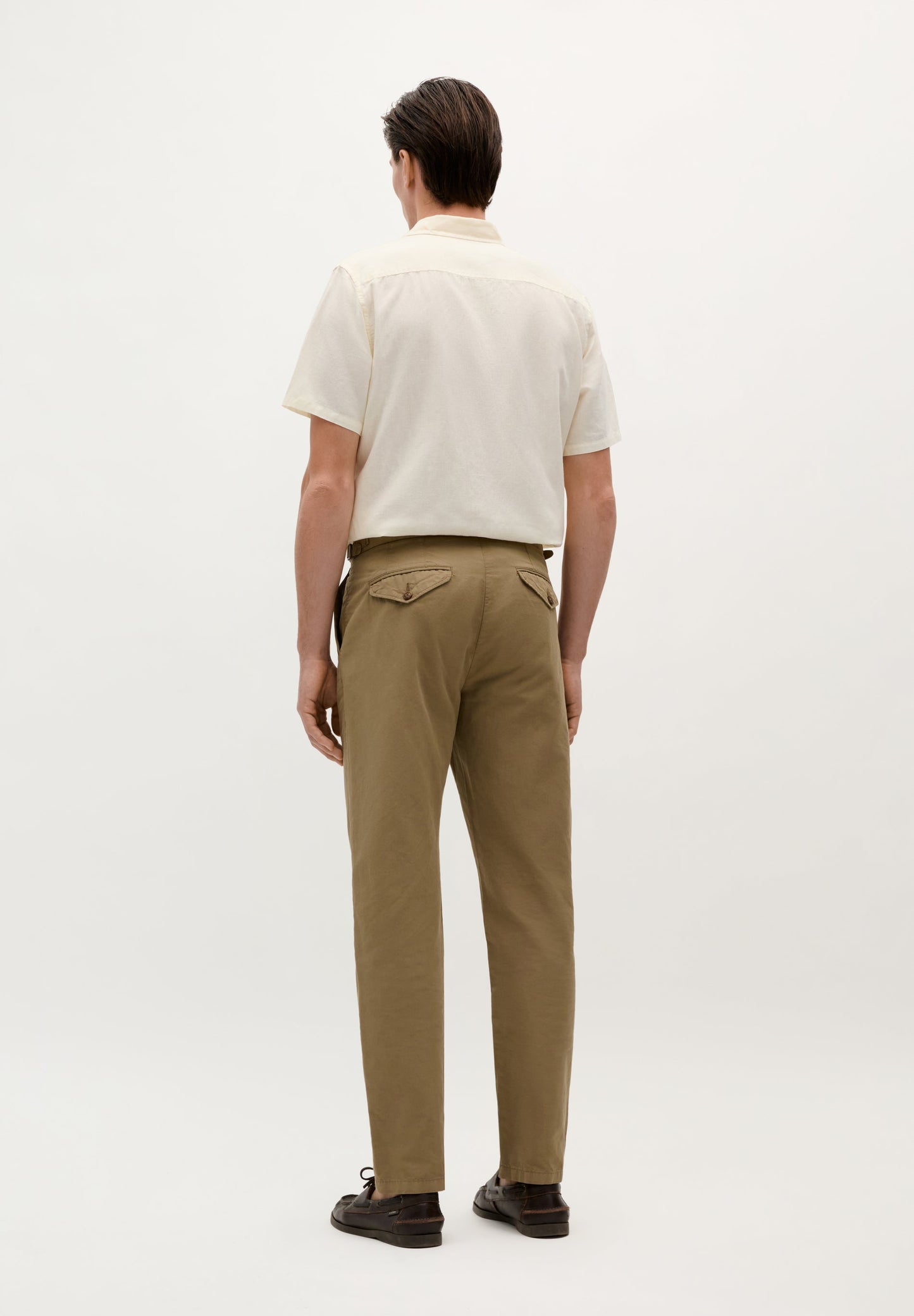 CHINO TROUSERS WITH DARTS