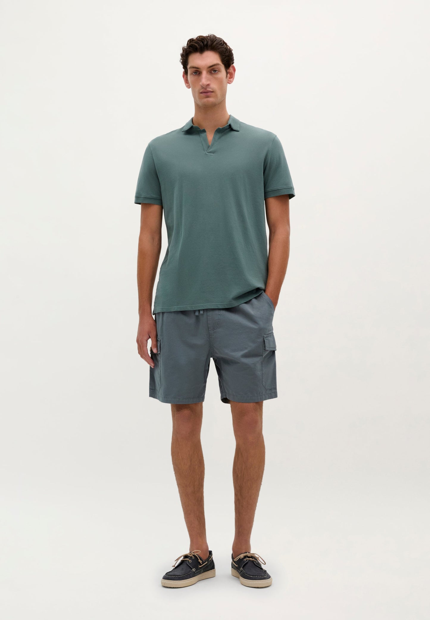 LIGHTWEIGHT PIQUÉ POLO SHIRT