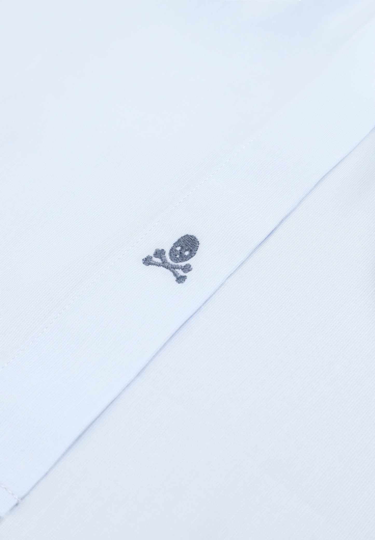 CLASSIC DRESS SHIRT