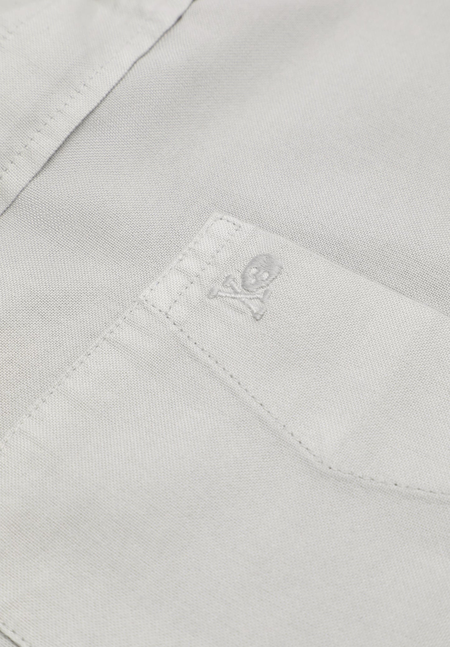 BUTTON COLLAR SKULL SHIRT