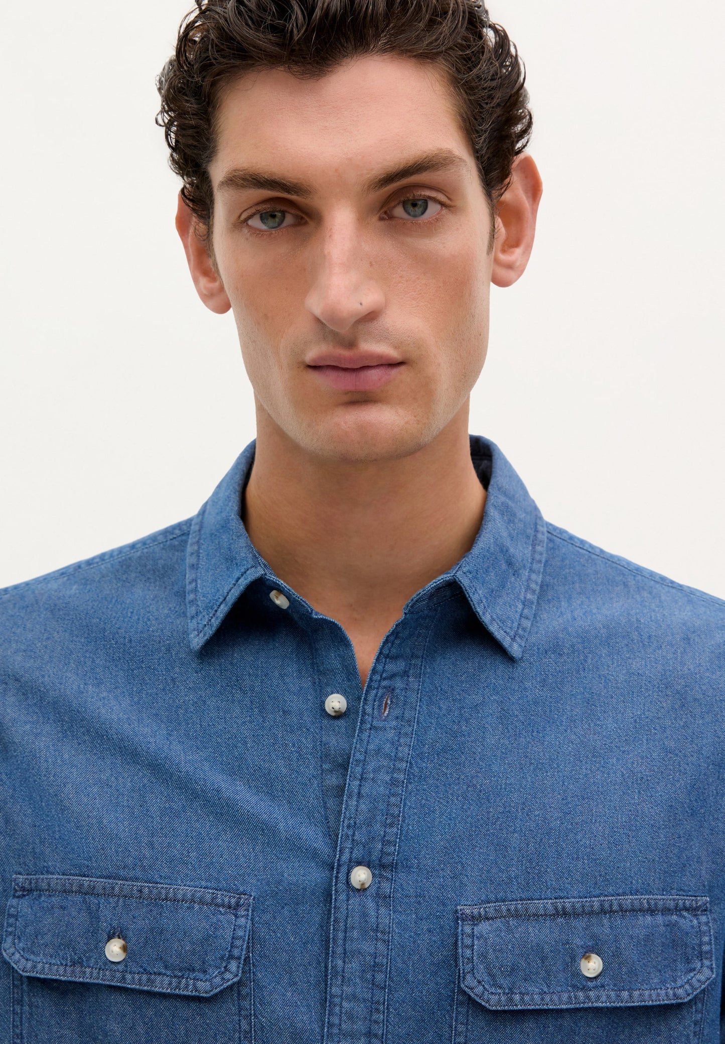 DENIM POCKET SHIRT