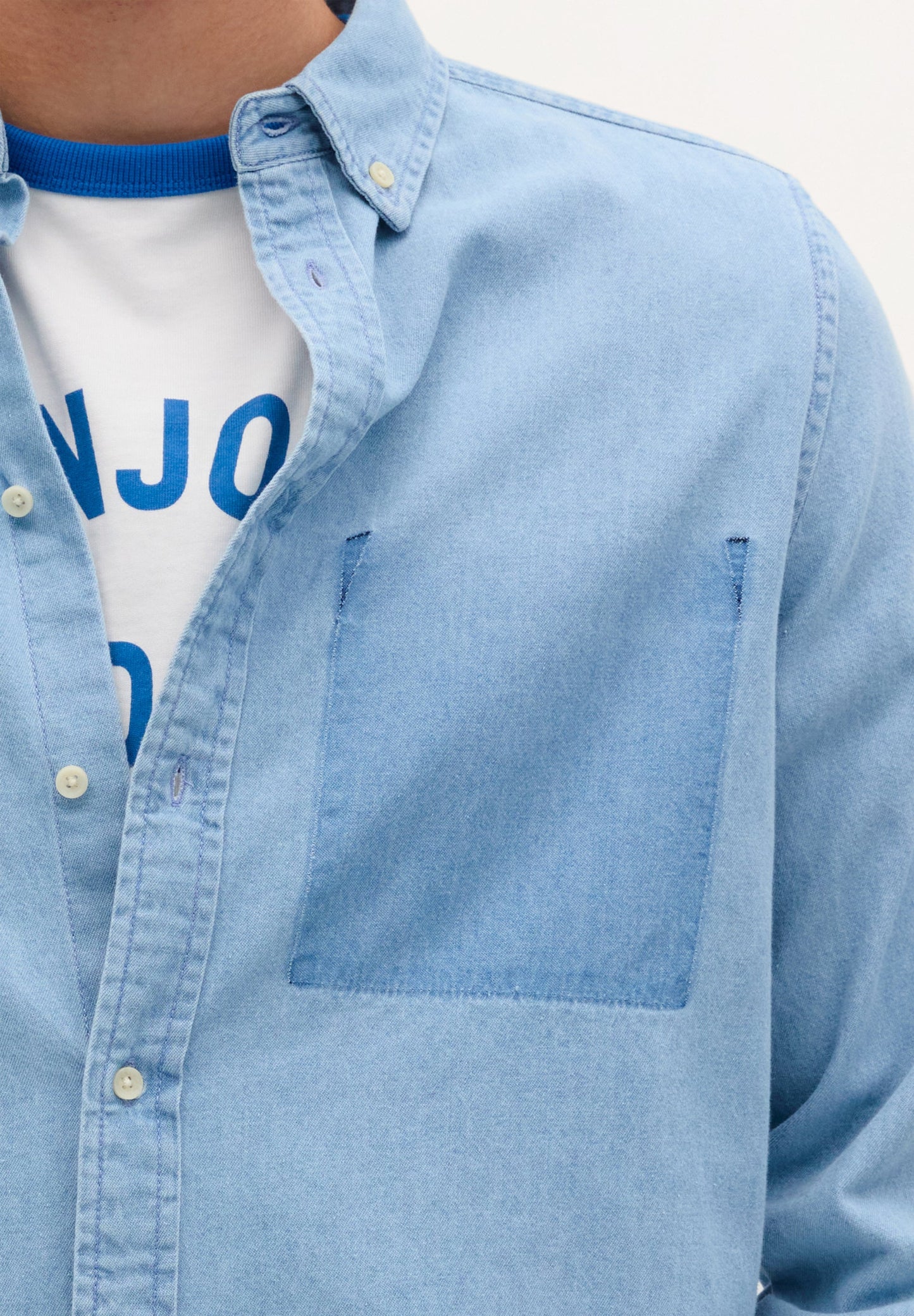 DENIM SHIRT WITH PATCH POCKET