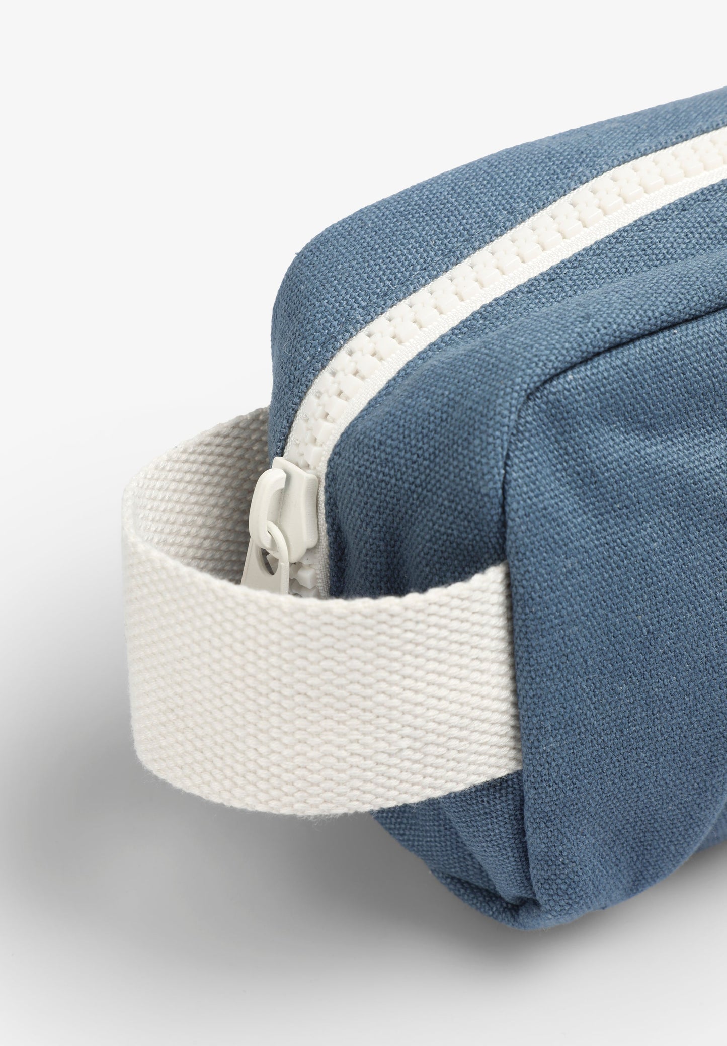 SC STRAPS KIDS’ WASH BAG