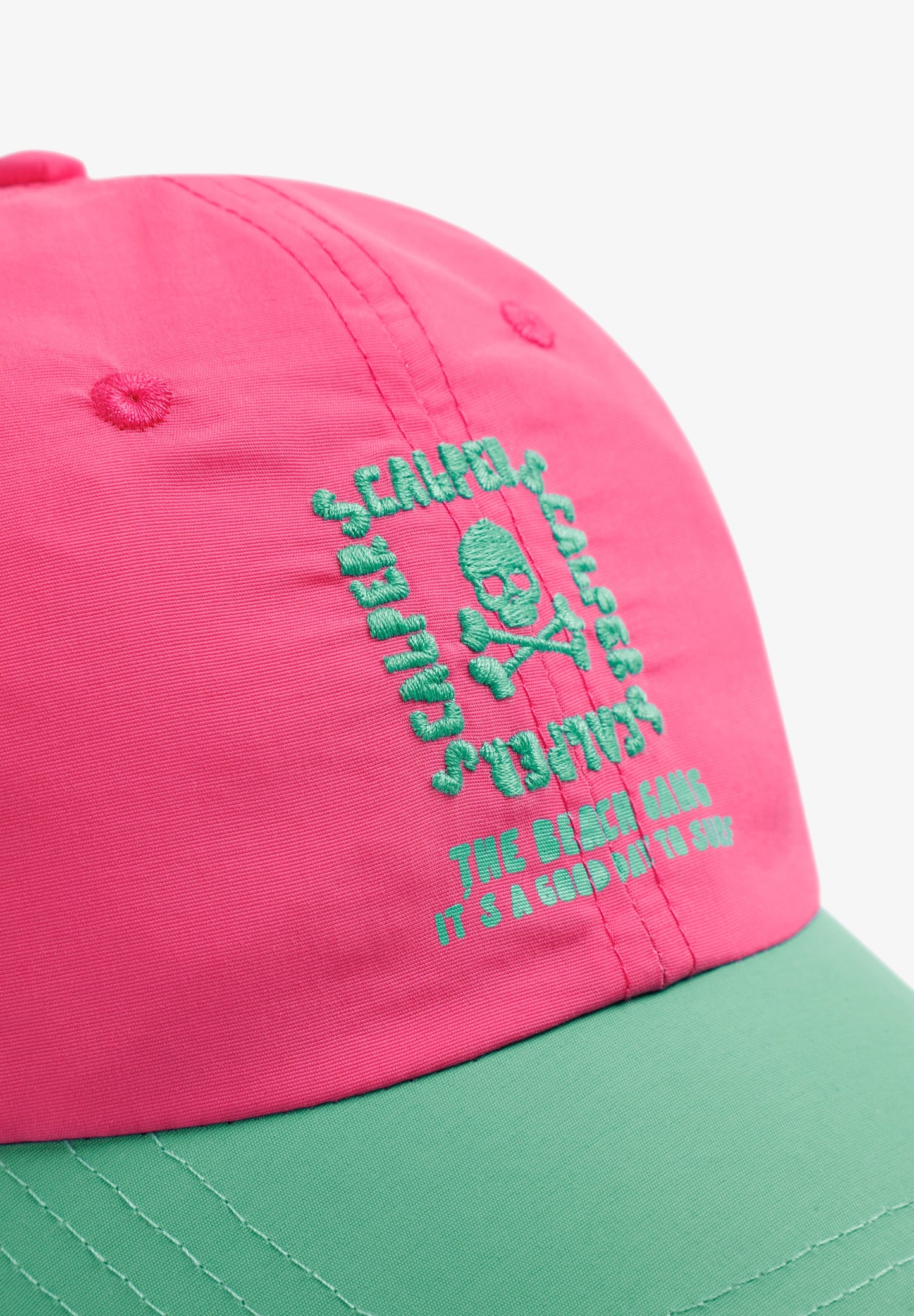 TWO-TONE SKULL CAP