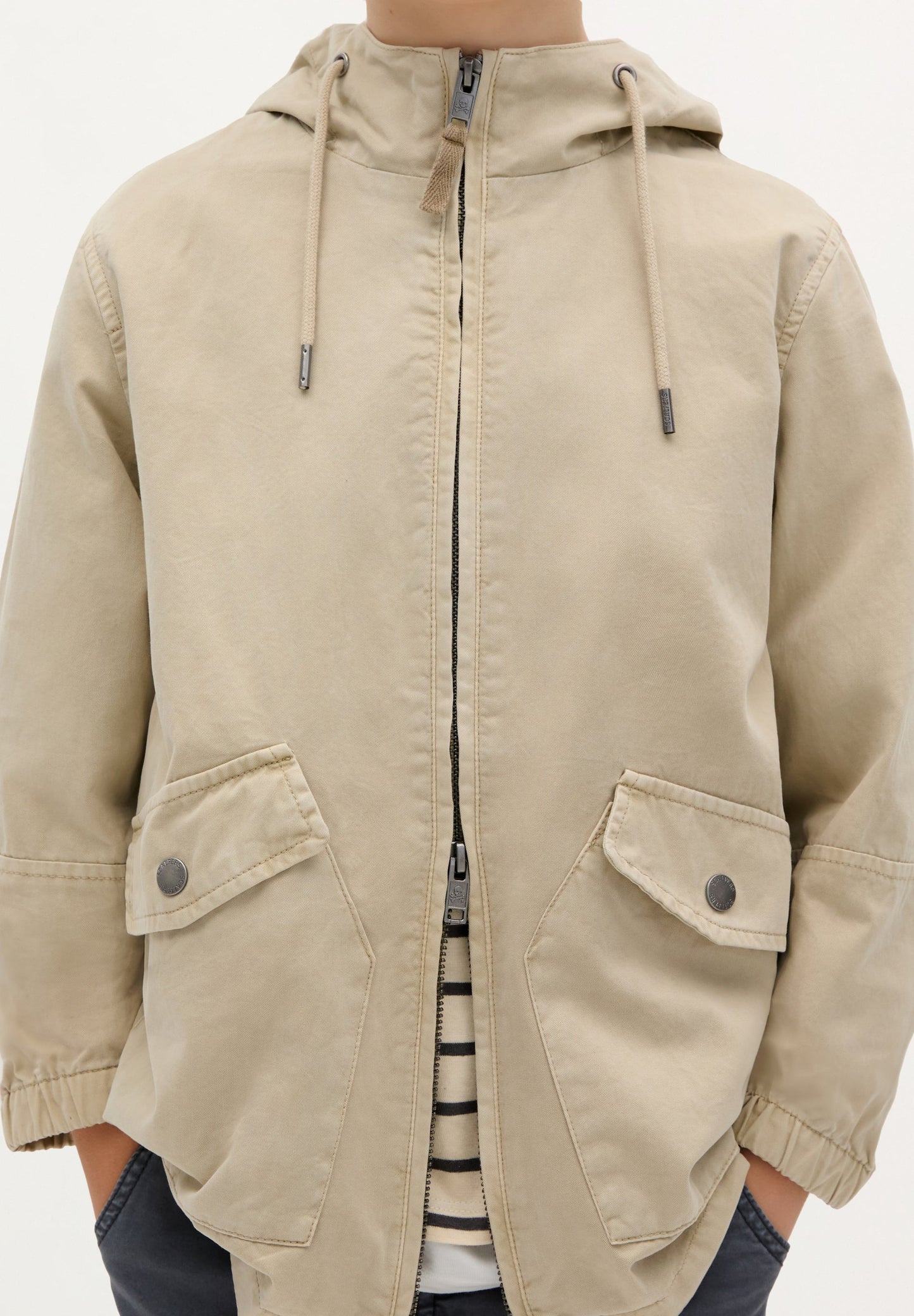 LIGHTWEIGHT HOODED PARKA