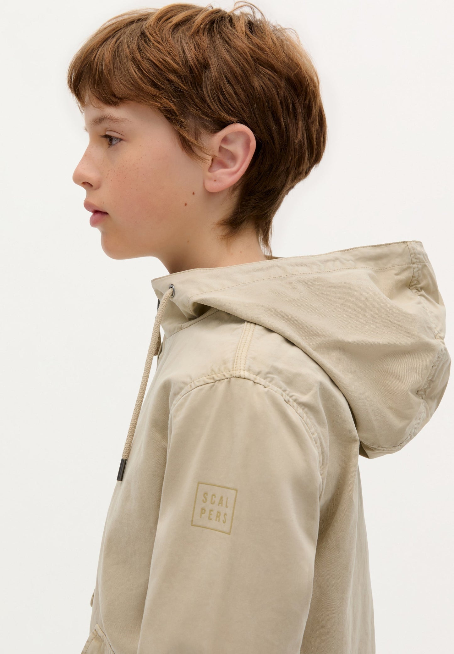 LIGHTWEIGHT HOODED PARKA