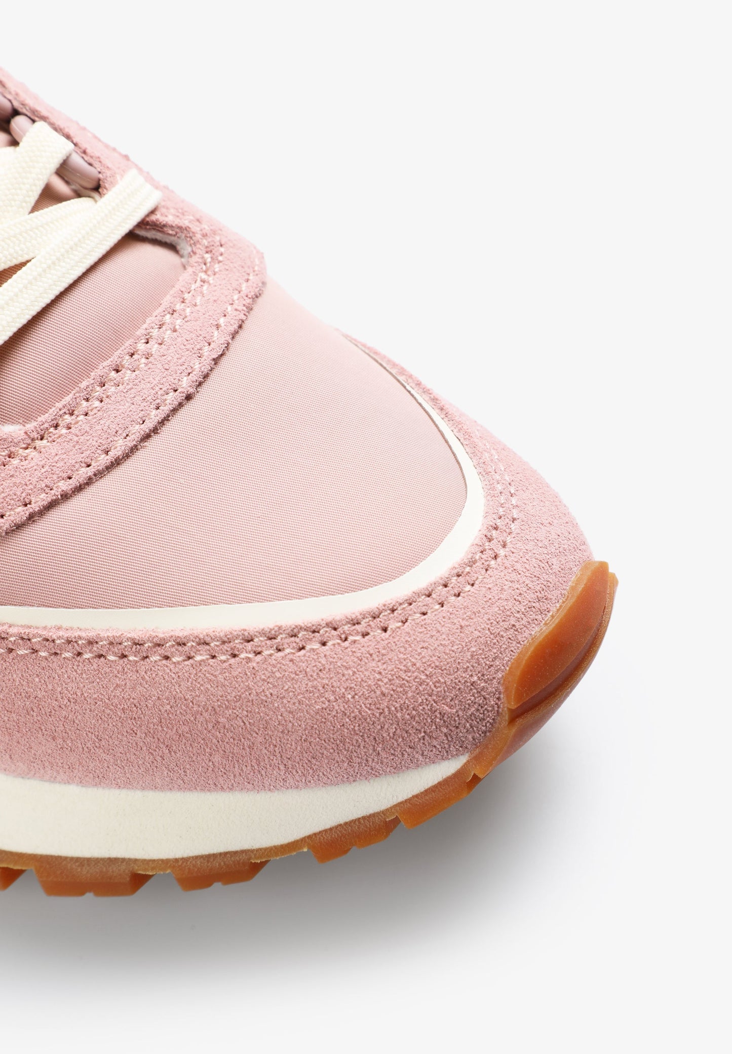PRONOUNCED SOLE SKULL SNEAKERS