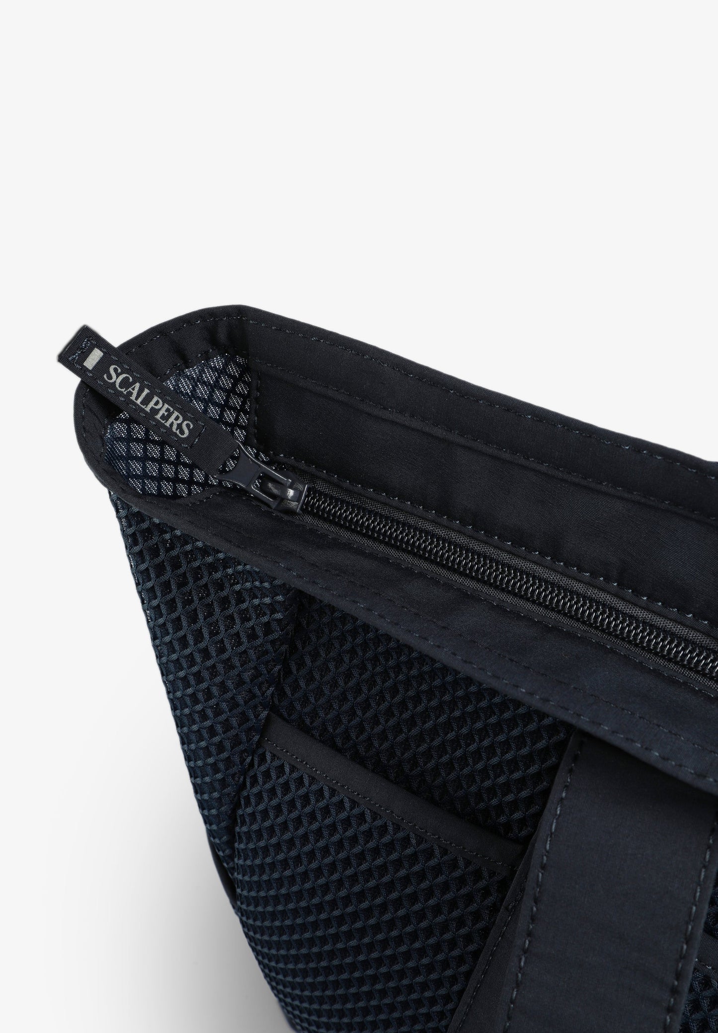 TECHNICAL BAG WITH MESH DETAILS