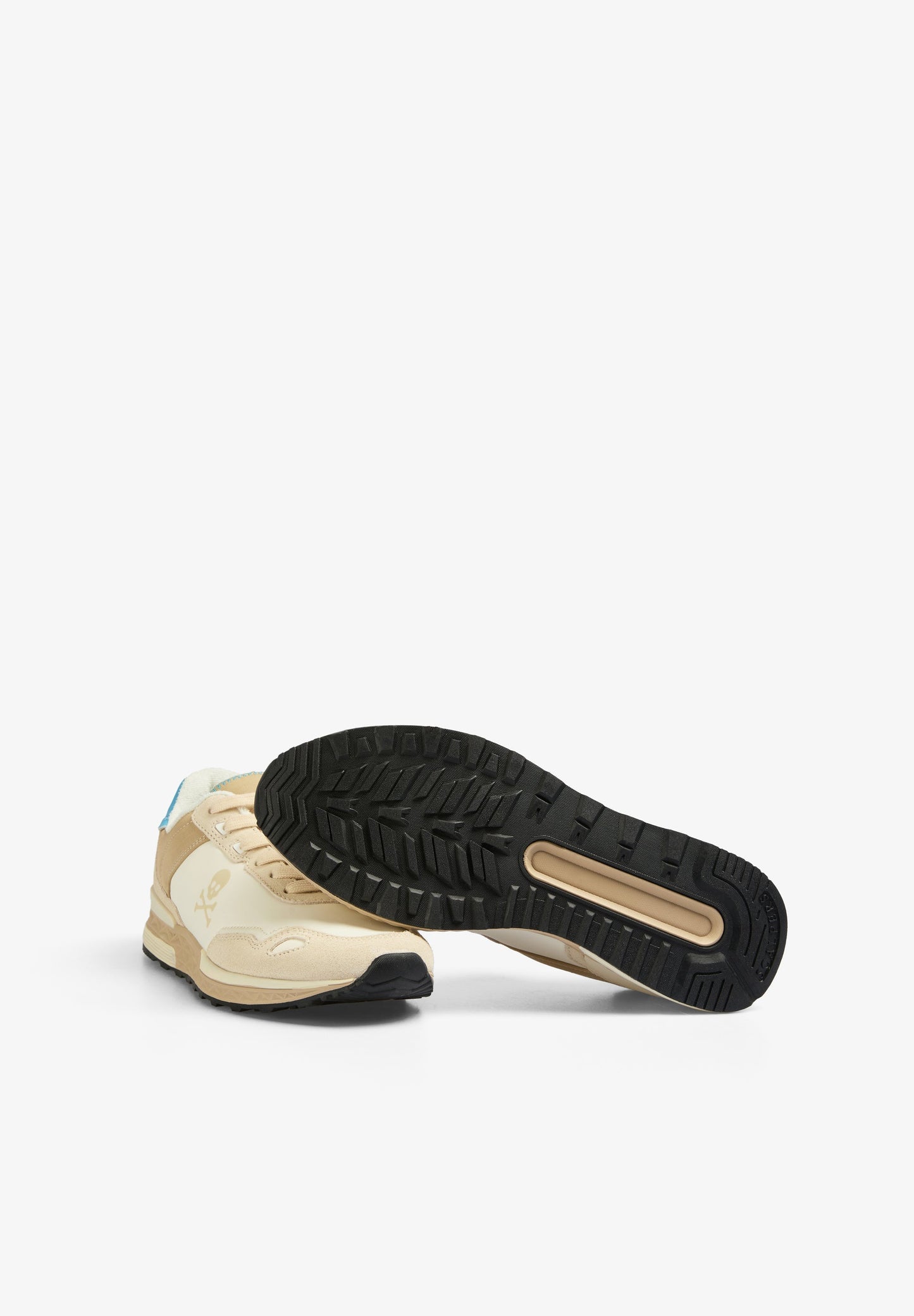 SNEAKERS WITH SIDE SKULL