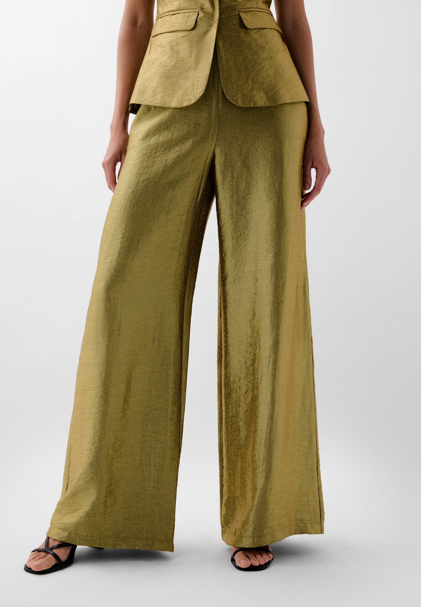FLOWING METALLIC TROUSERS WITH DARTS