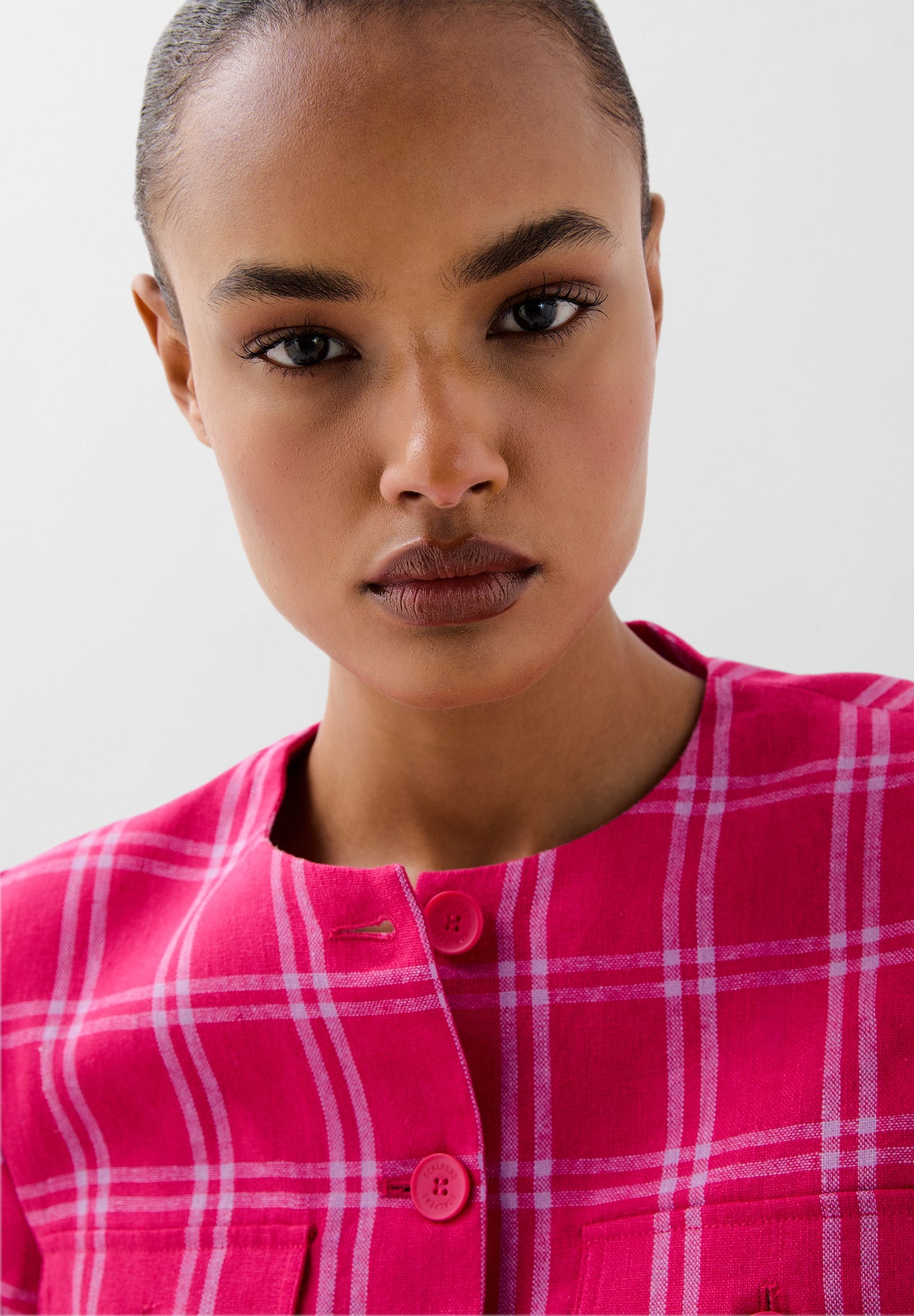 LINEN CROPPED CHECK CARDIGAN