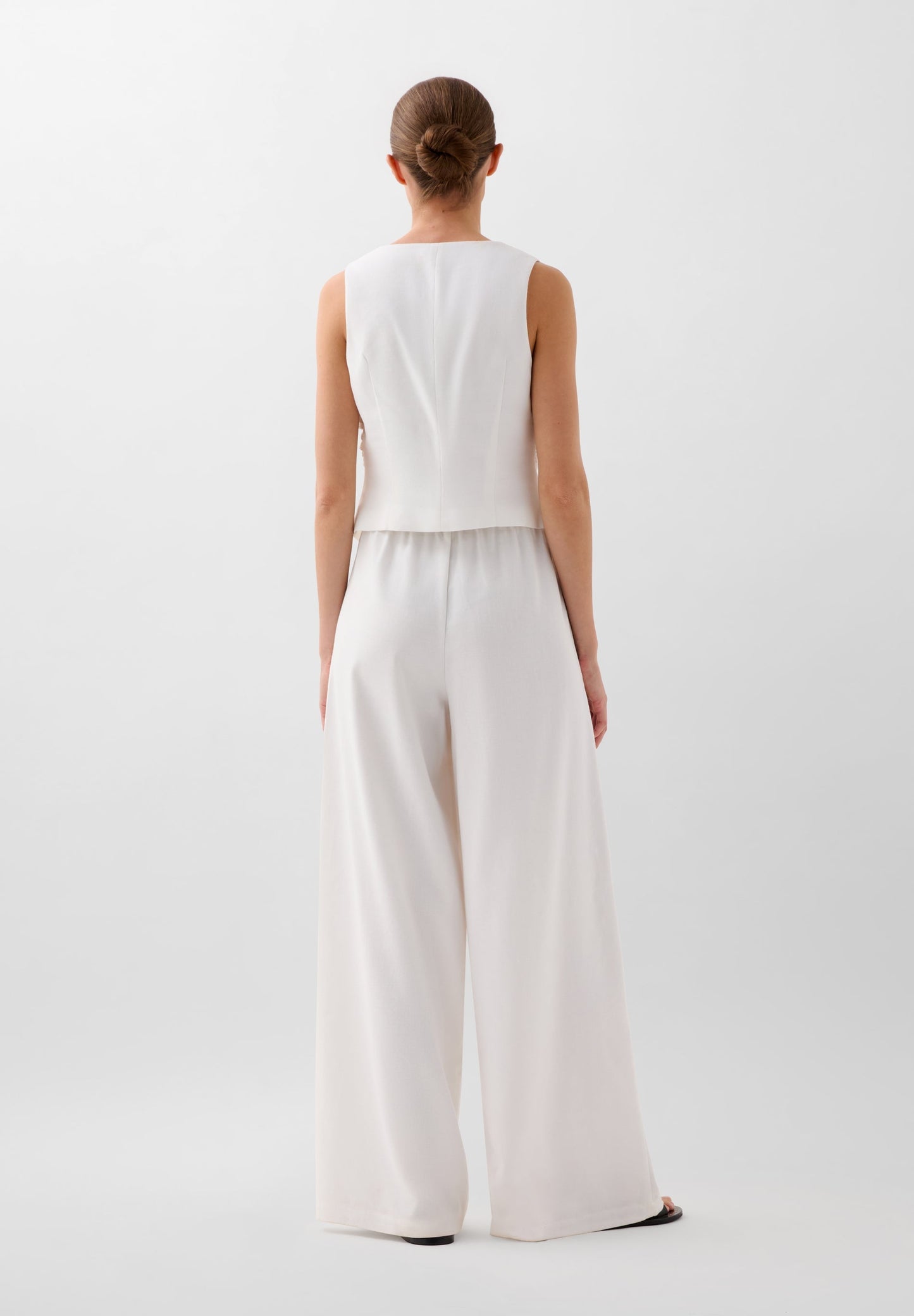 FLOWING LINEN TROUSERS
