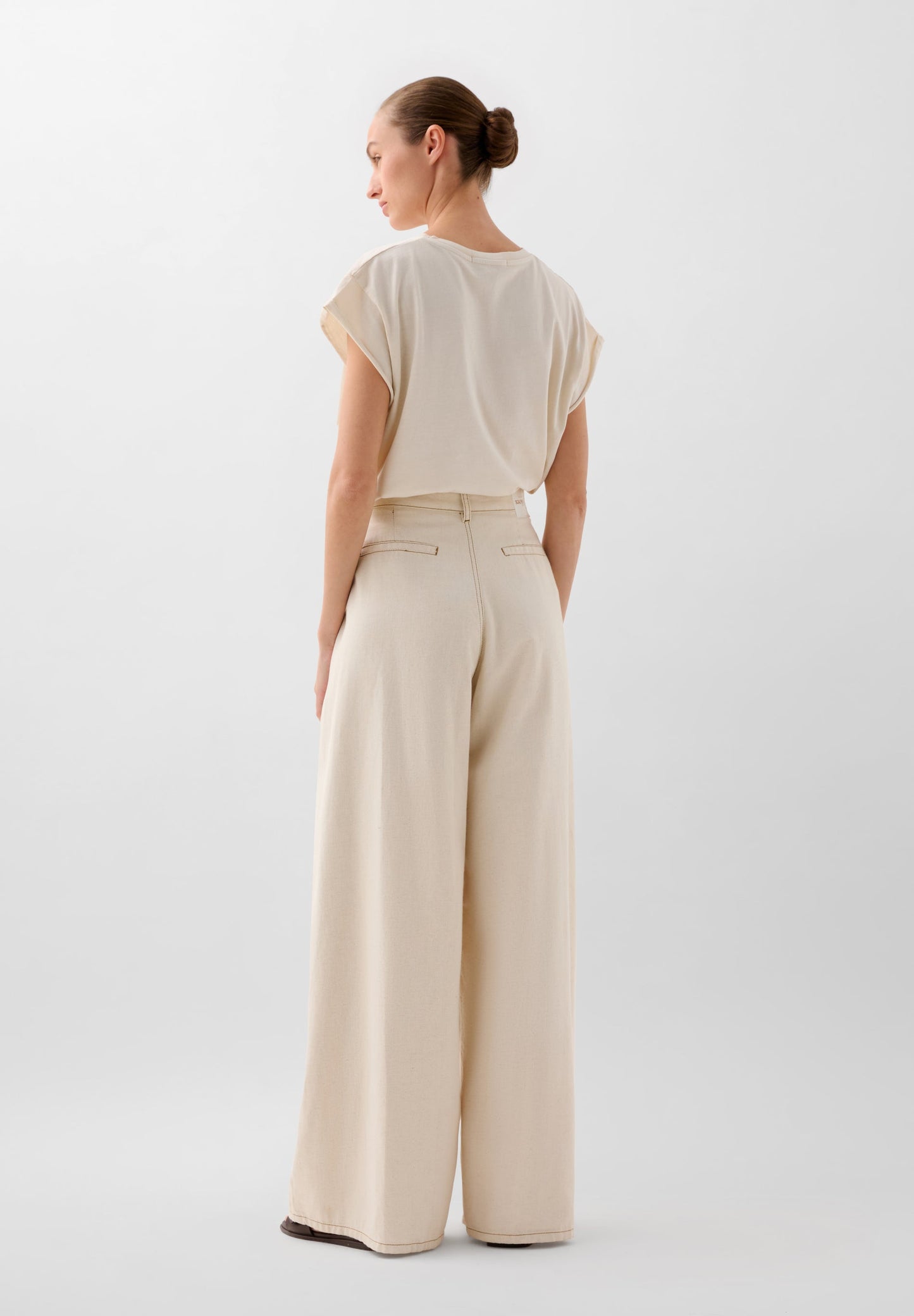 DENIM TROUSERS WITH SEAMS
