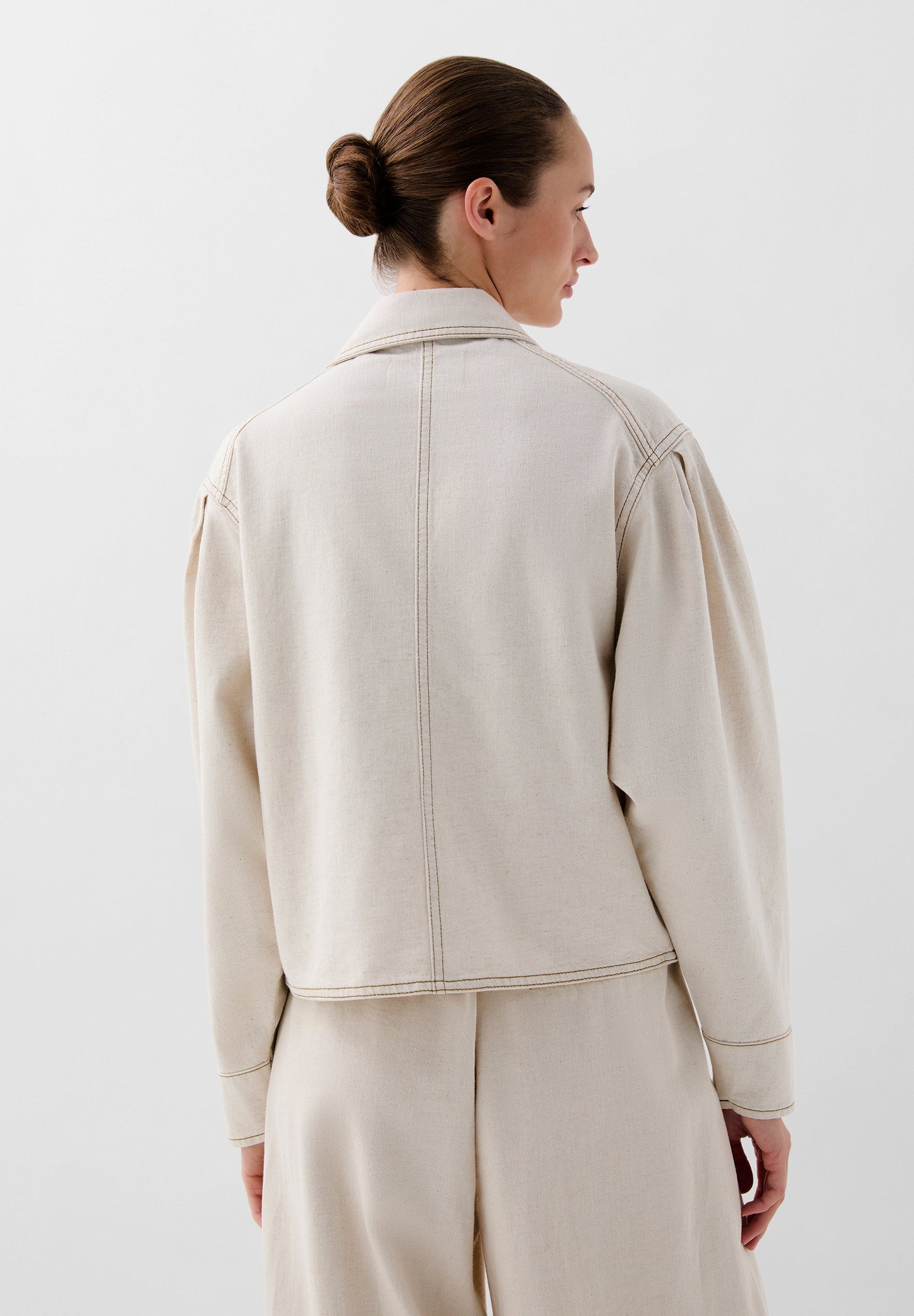 BOMBER JACKET WITH CONTRAST SEAMS