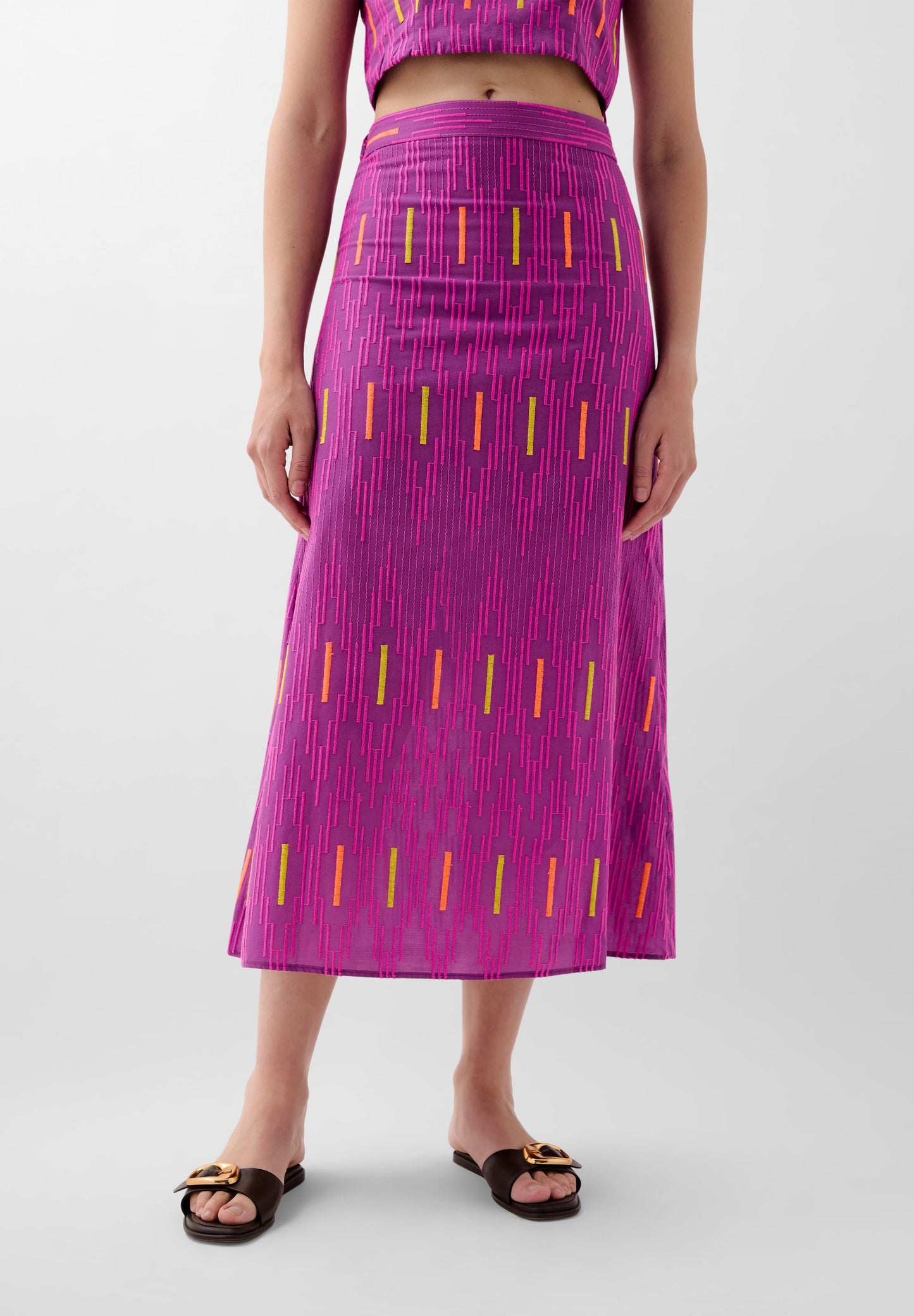 EMBROIDERED MIDI SKIRT