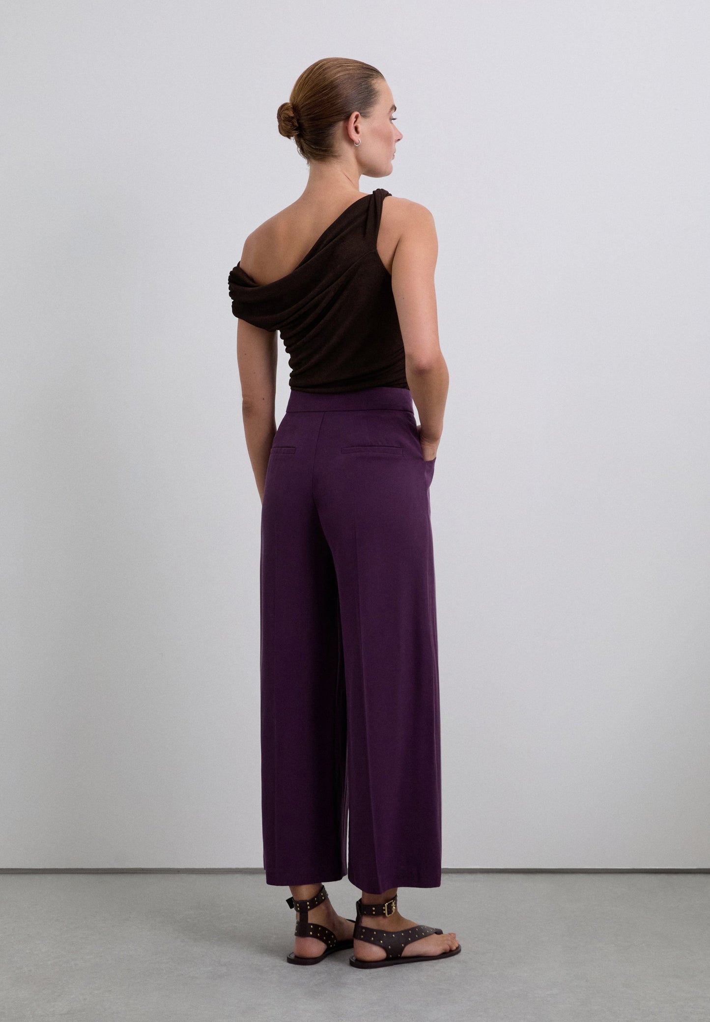 CULOTTES WITH DARTS