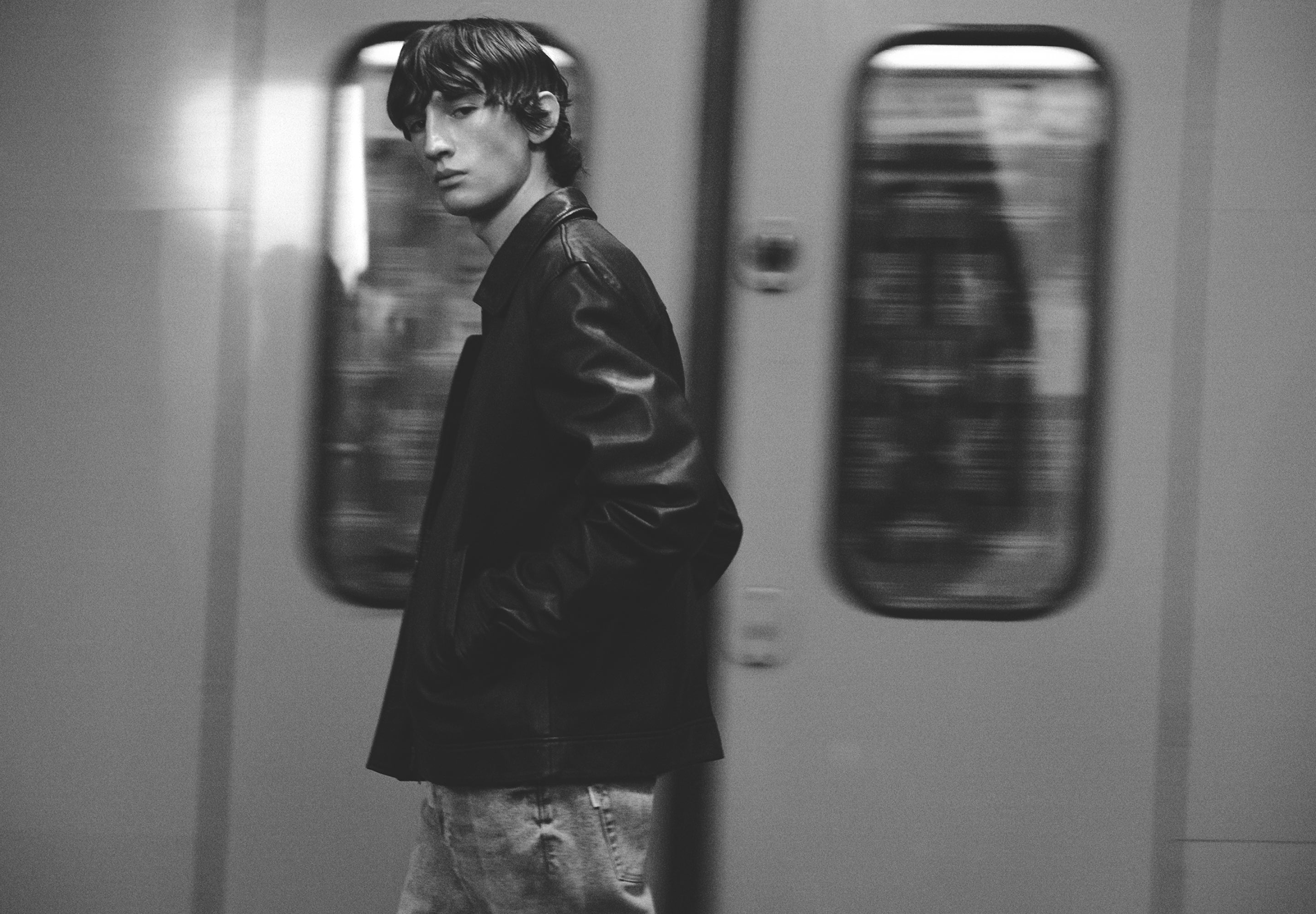 des_021125_berlin_campaign_h_16