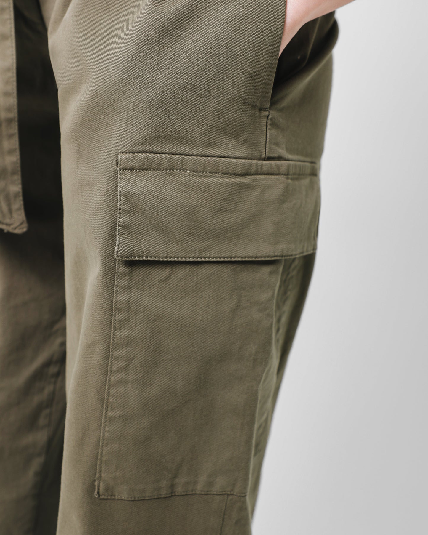 PANTALON JAPO SARGA BOLSILLOS KAKHI