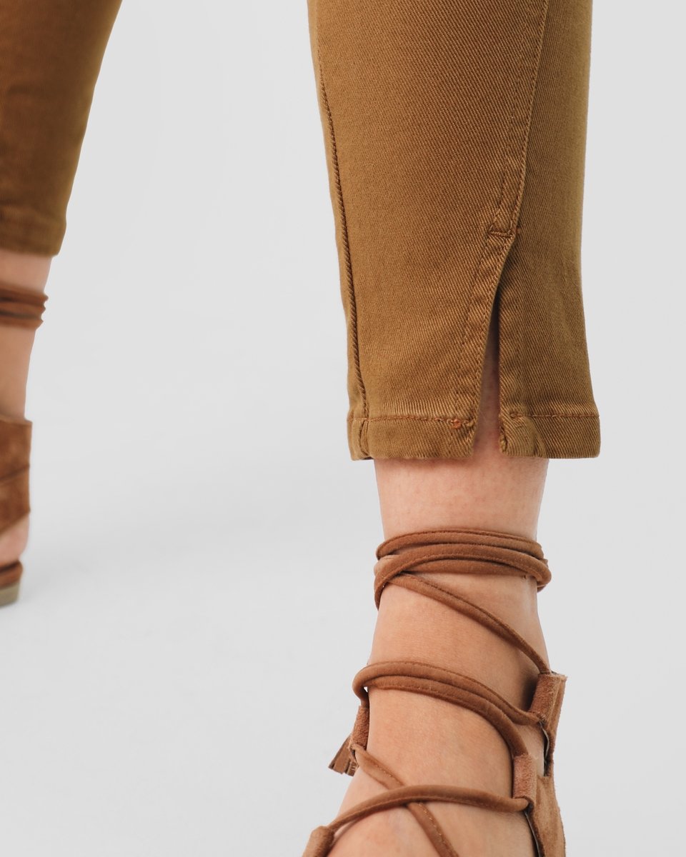 PANTALON OPENING LATERAL