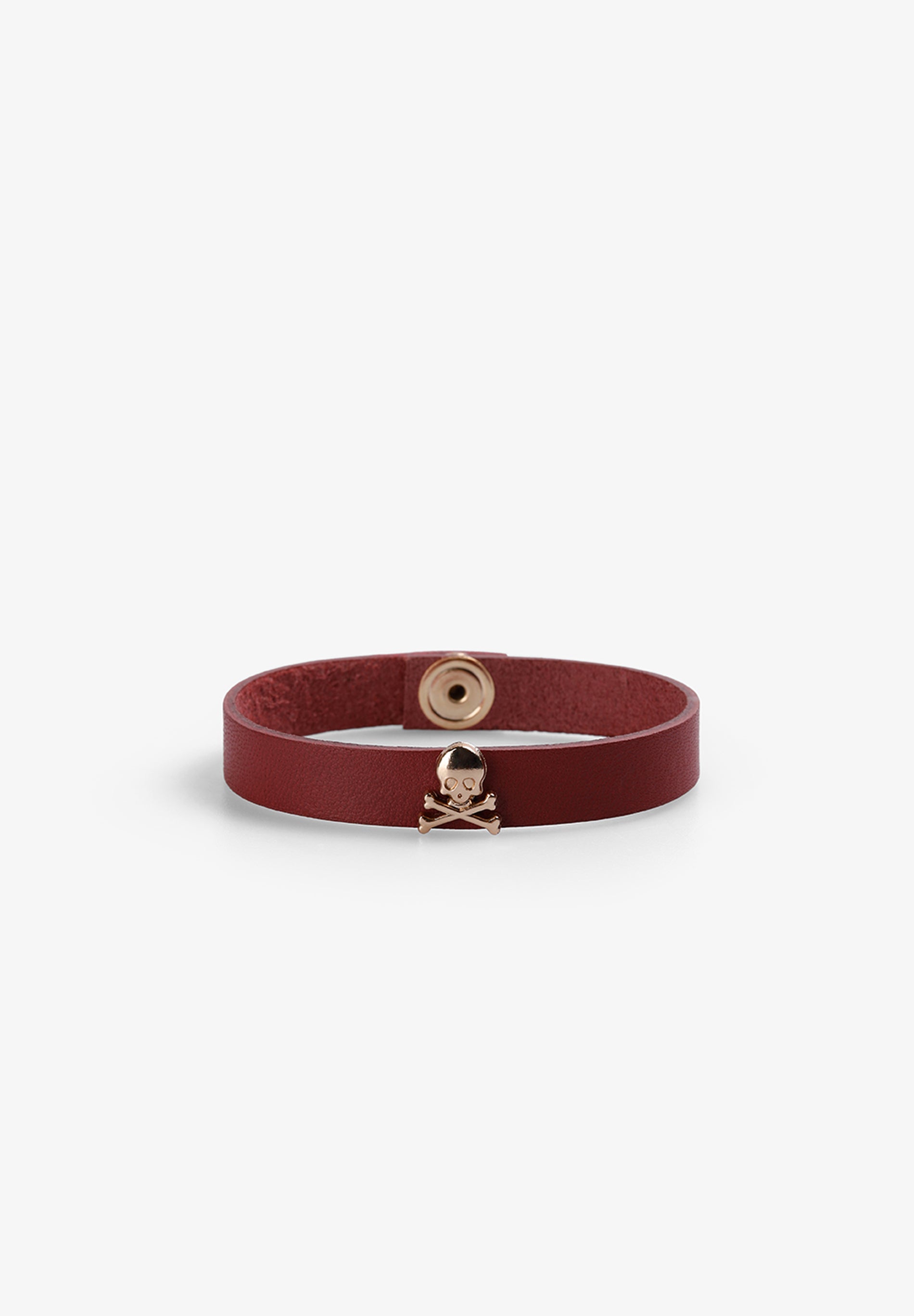 LEATHER BRACELET WITH SKULLS