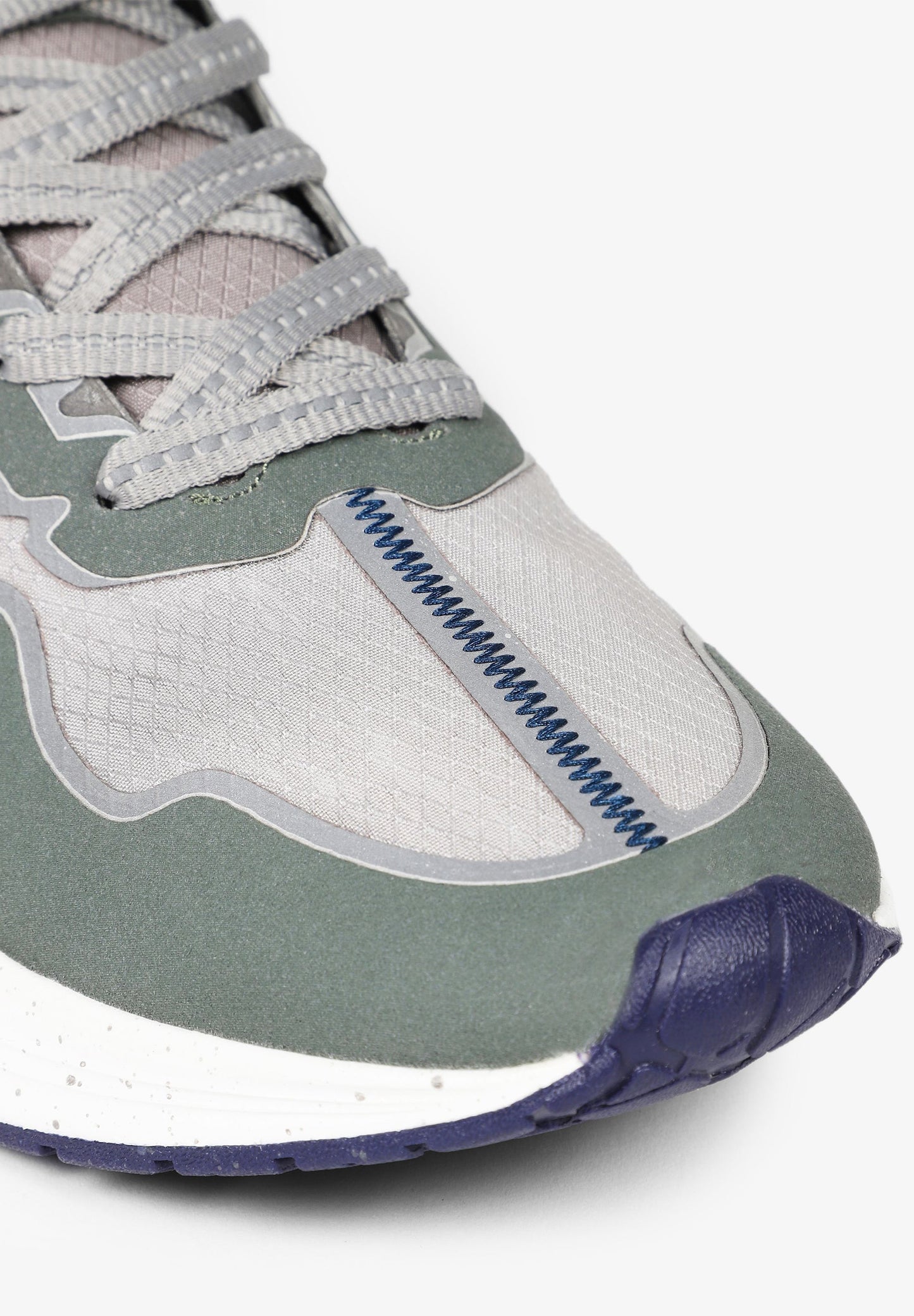 TECHNICAL TRAIL SNEAKERS