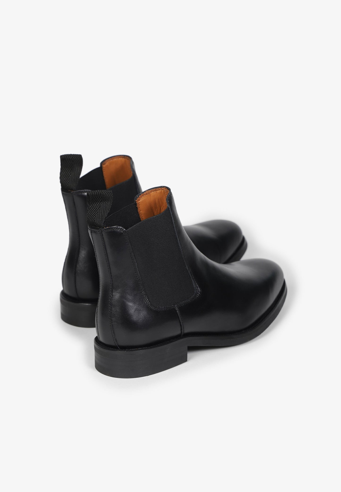 SCNOS CHELSEA LEATHER BOOTS
