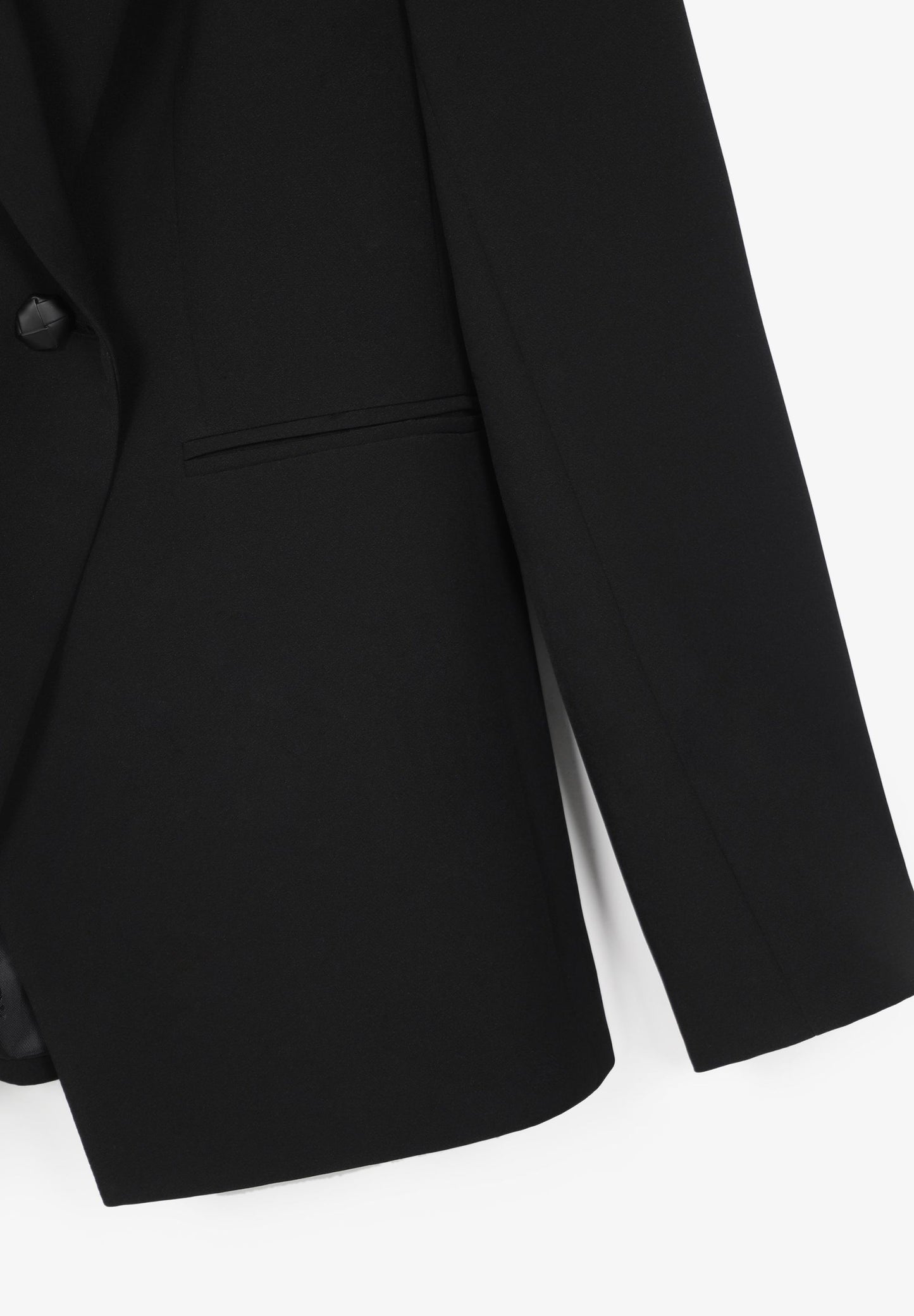 DOUBLE-BREASTED BLAZER