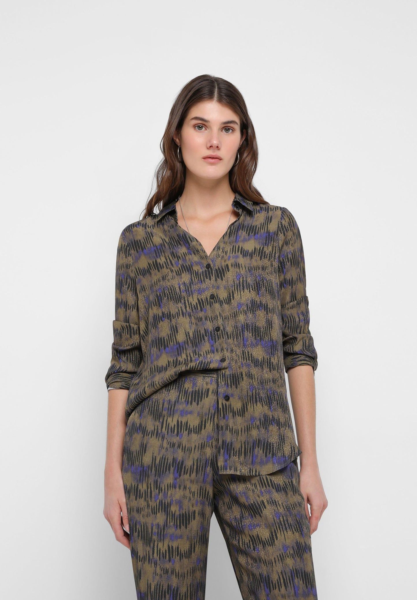 FLOWING PRINTED SHIRT