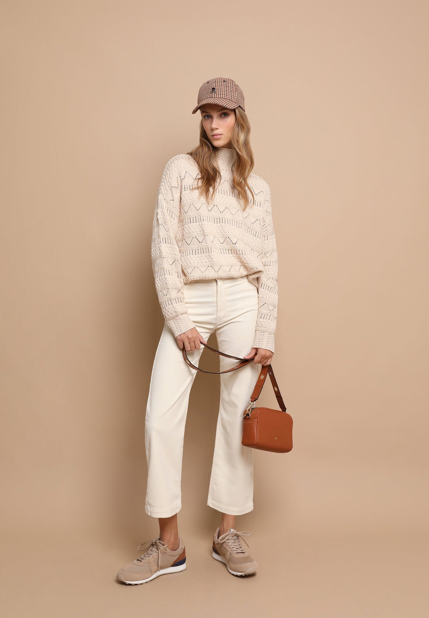 PLAIN LEATHER CROSSBODY BAG