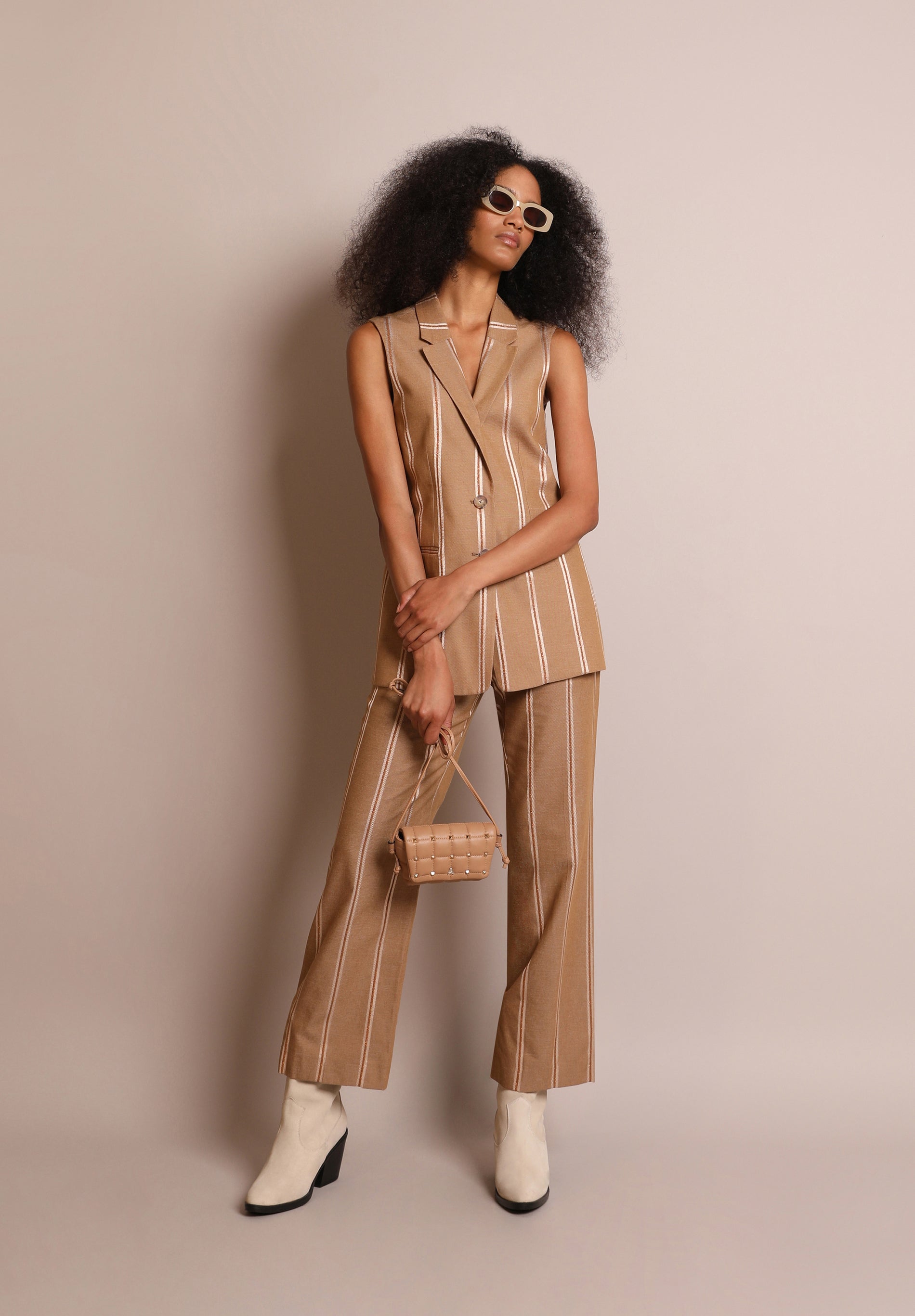 METALLIC STRIPED WAISTCOAT