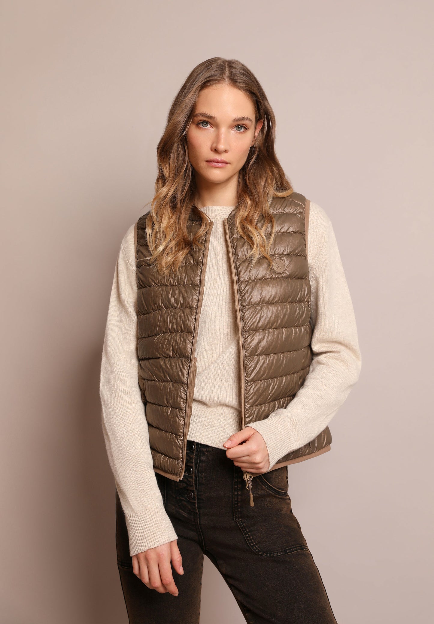 QUILTED GILET WITH SKULL DETAIL
