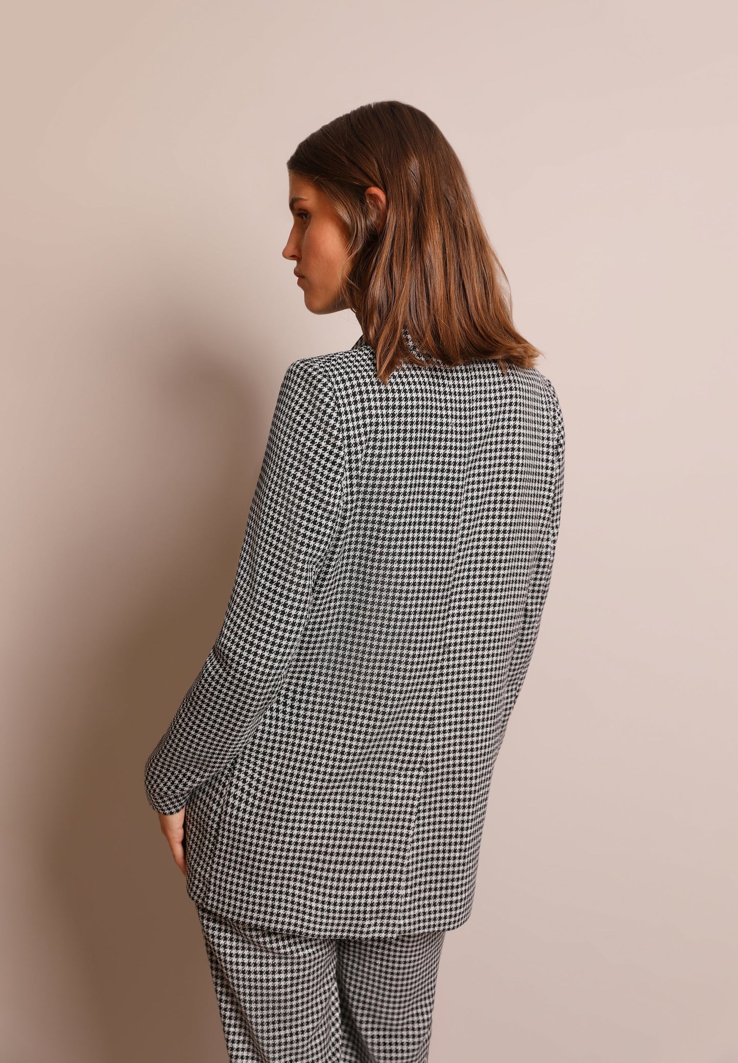 DOUBLE-BREASTED BLAZER WITH METALLIC CHECK PRINT