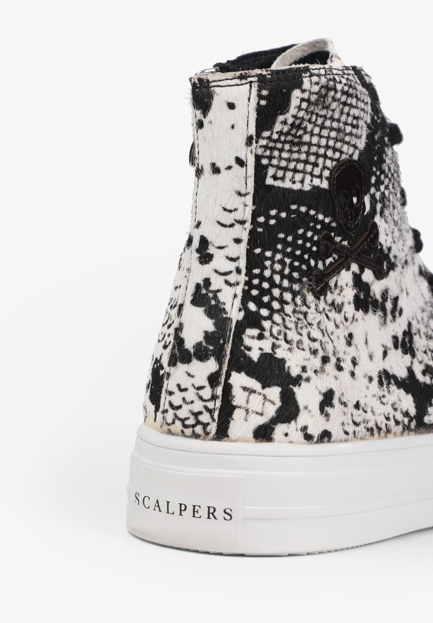 HIGH TOP SNEAKERS WITH ANIMAL PRINT