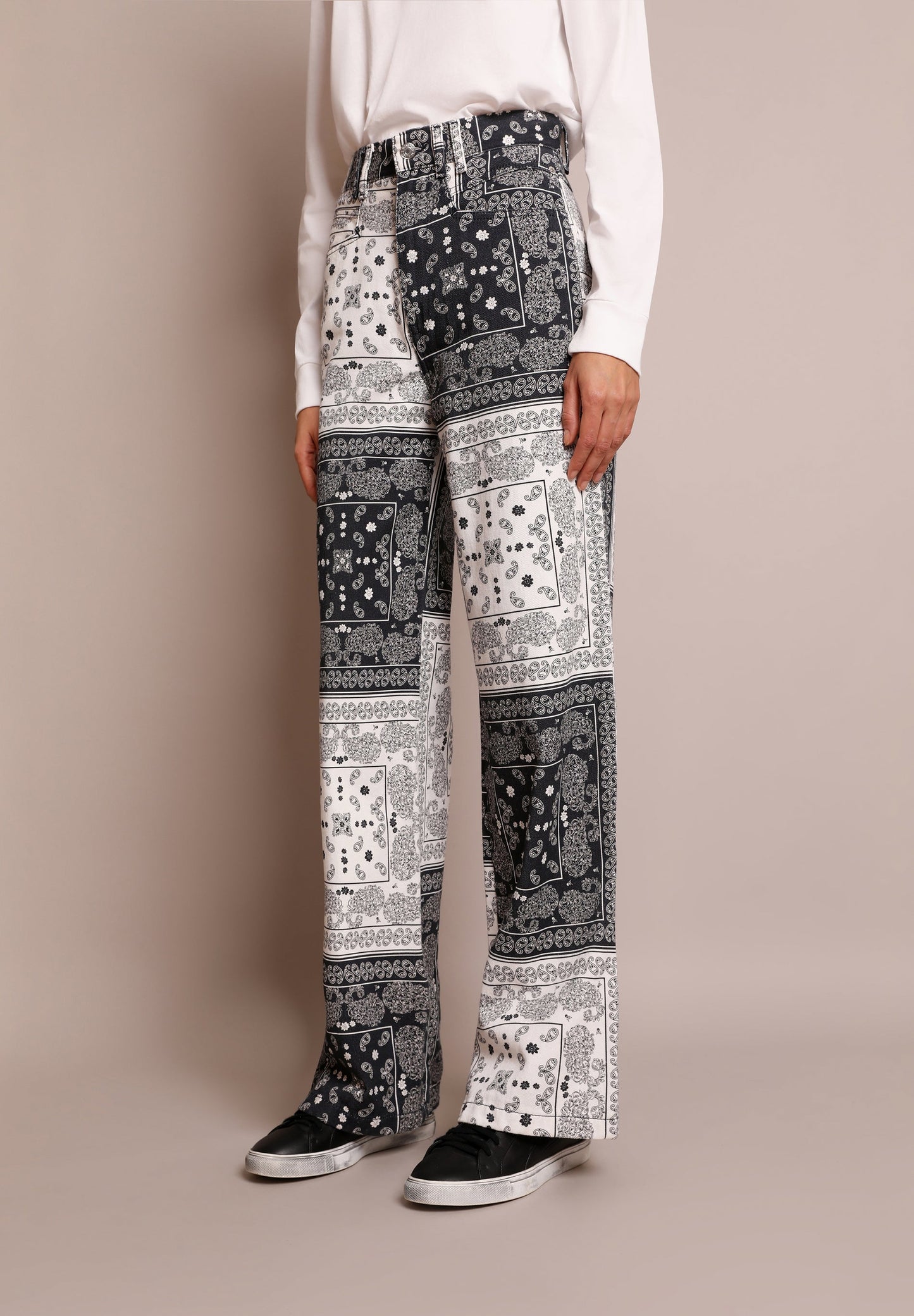 FULL LENGTH PRINTED BANDANA JEANS