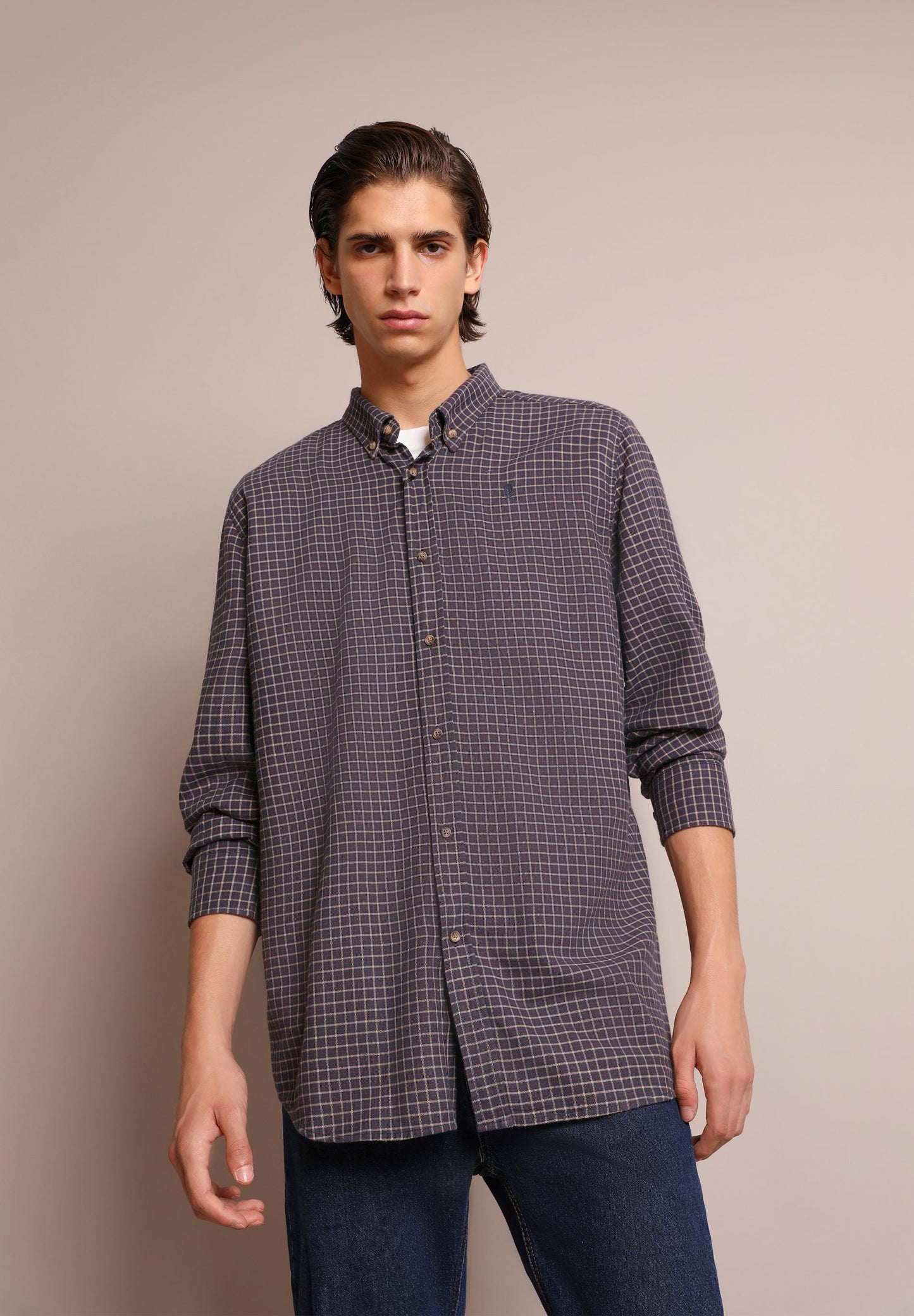 CHECK SHIRT WITH A BUTTON-DOWN COLLAR