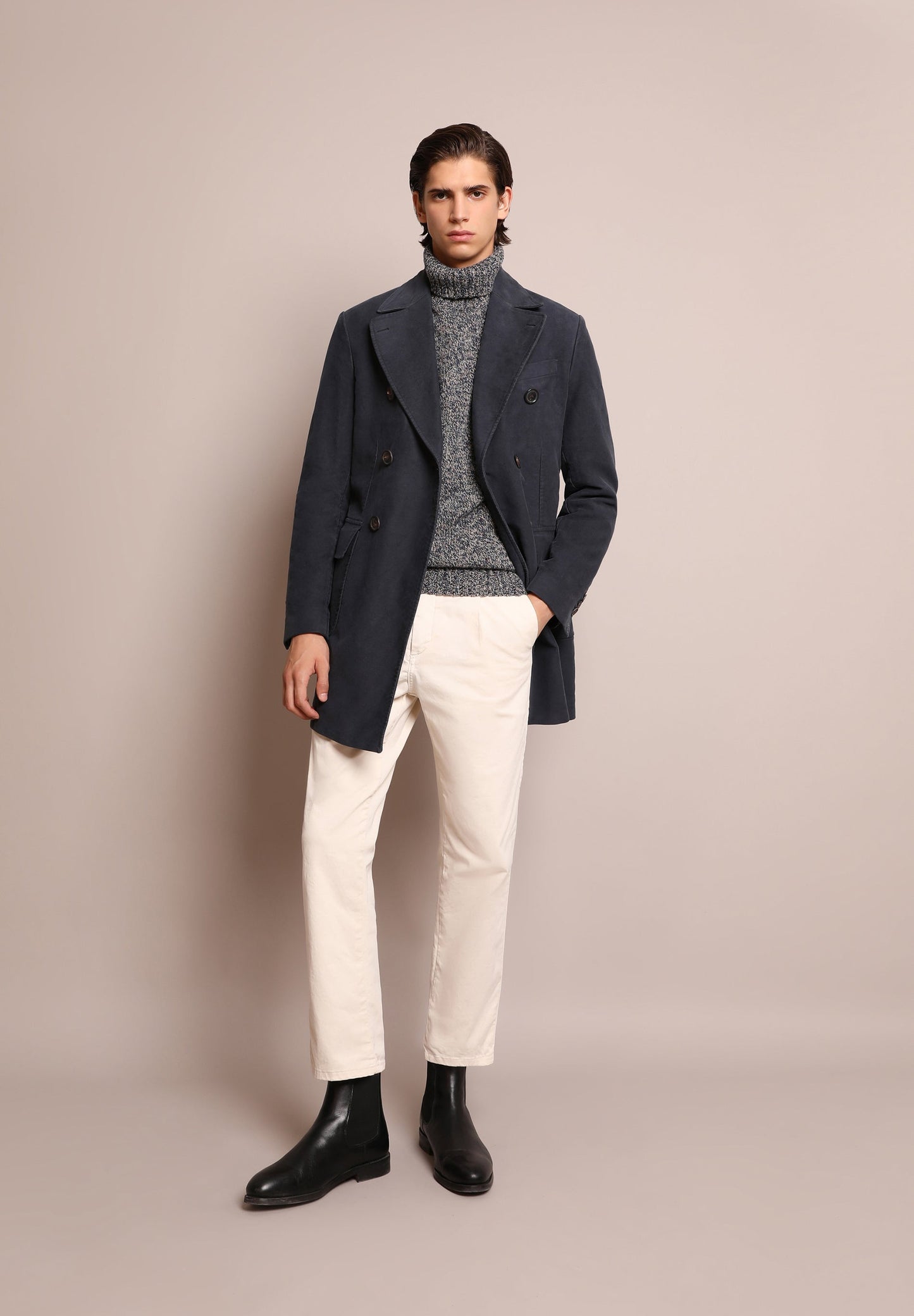 SHORT CROSSOVER COAT