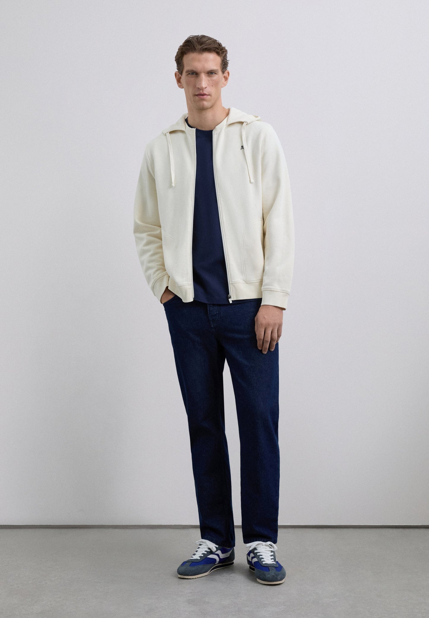 HOODIE WITH CONTRAST SKULL