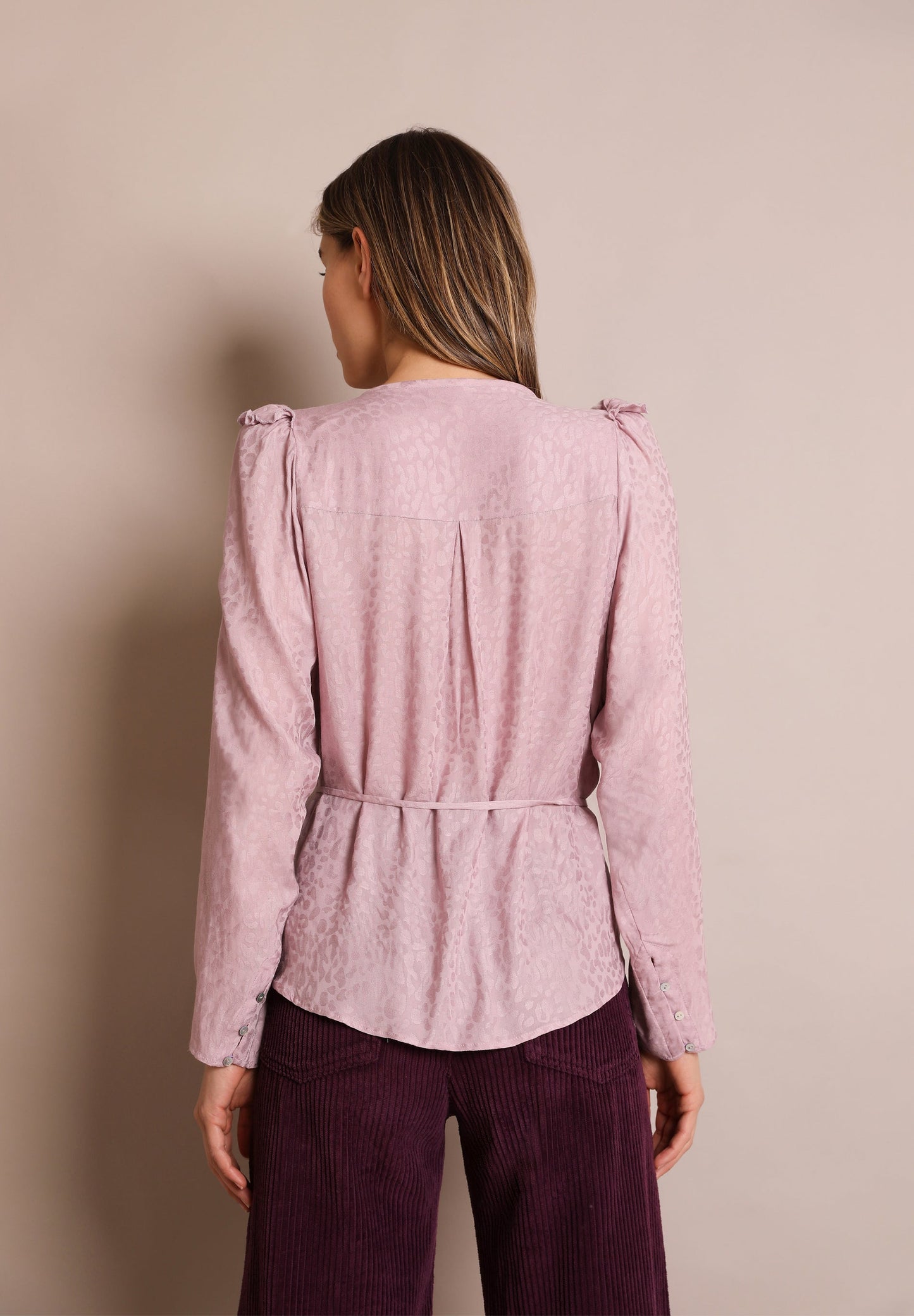 JACQUARD BLOUSE WITH BOW