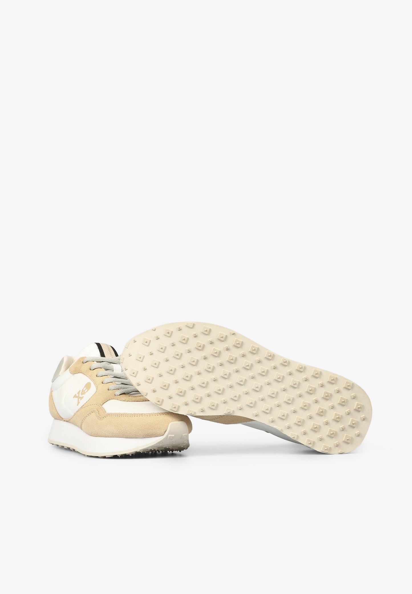 METALLIC SNEAKERS WITH PRONOUNCED SOLE