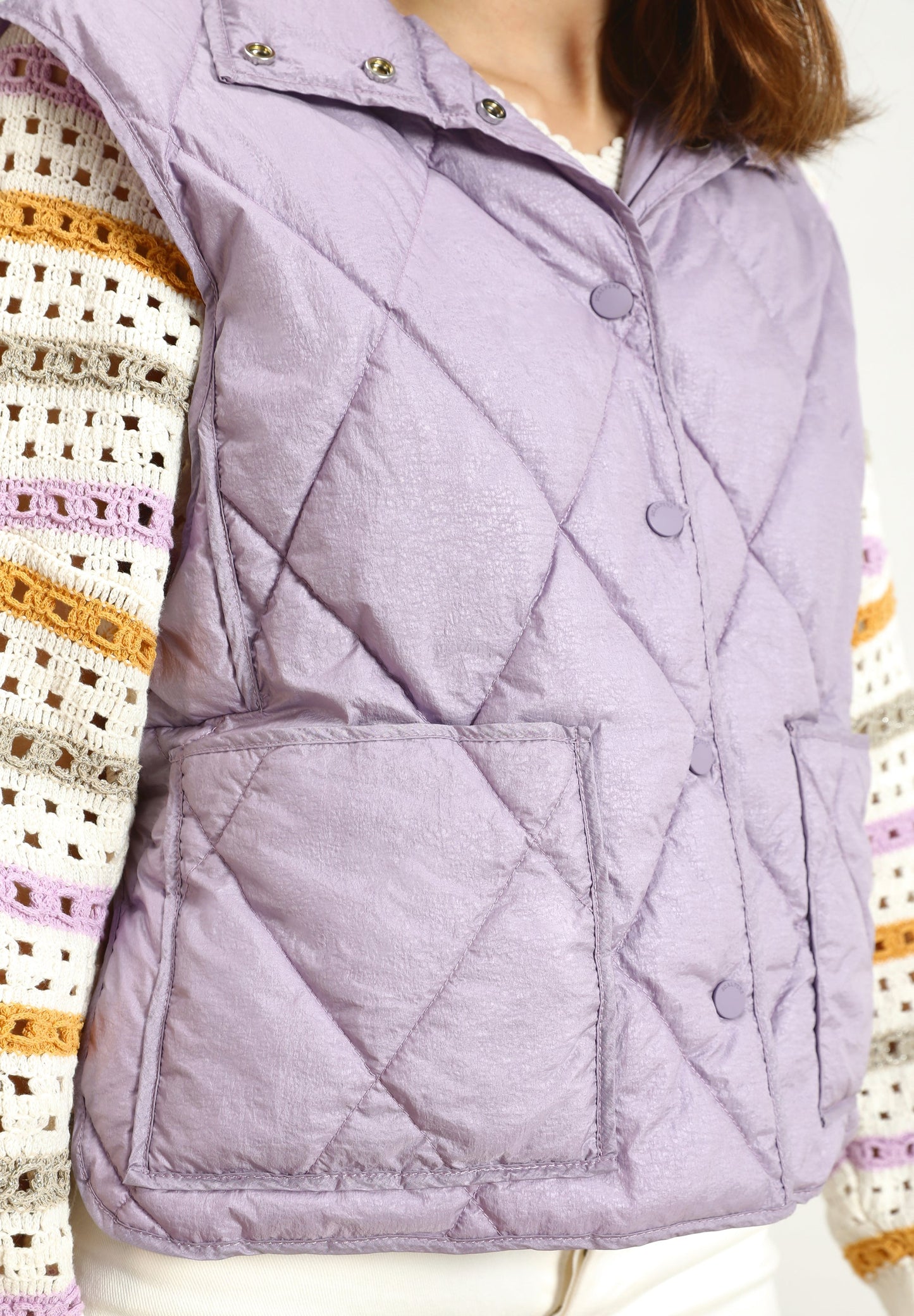 PUFFER VEST WITH POCKETS