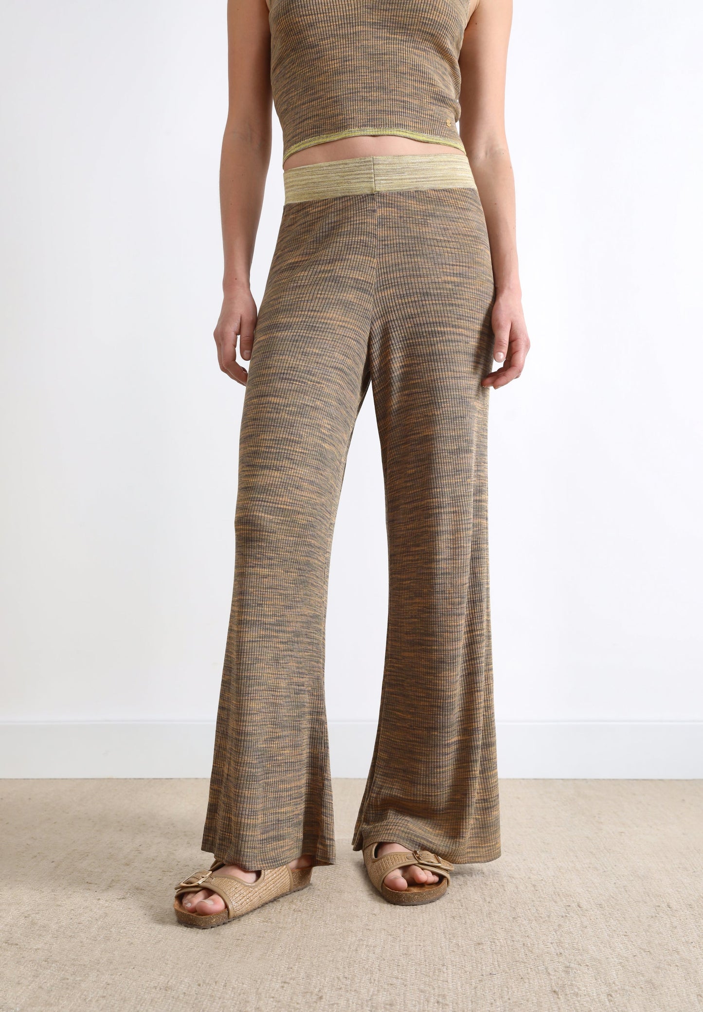 FLARED KNIT TROUSERS