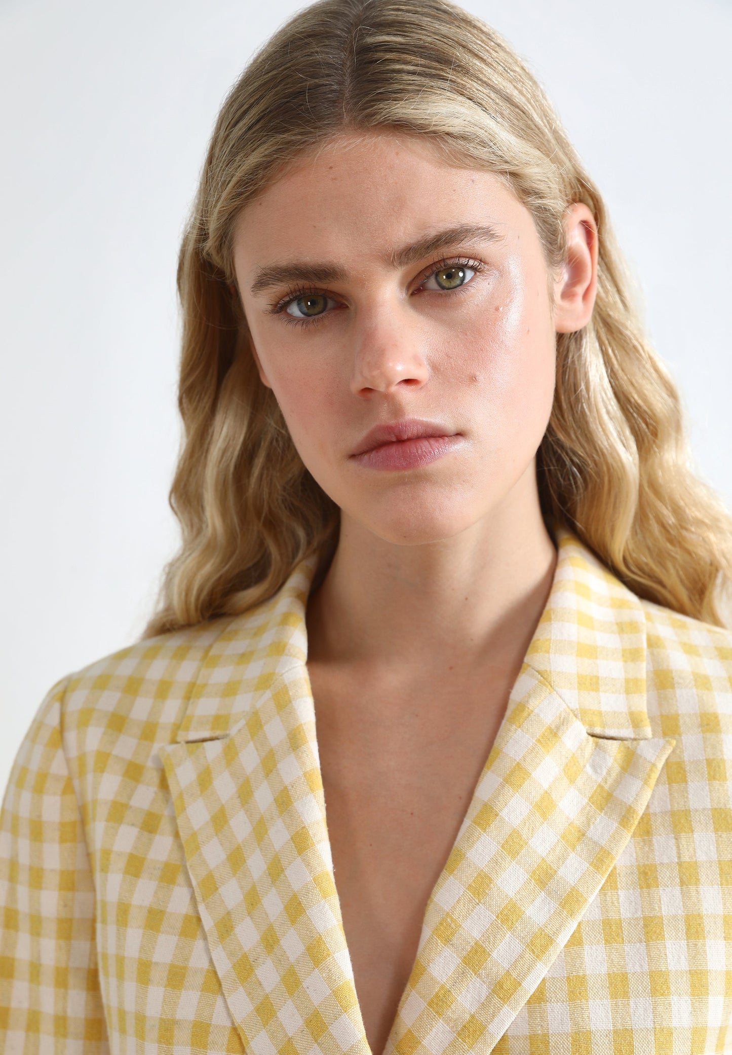 CROPPED GINGHAM BLAZER