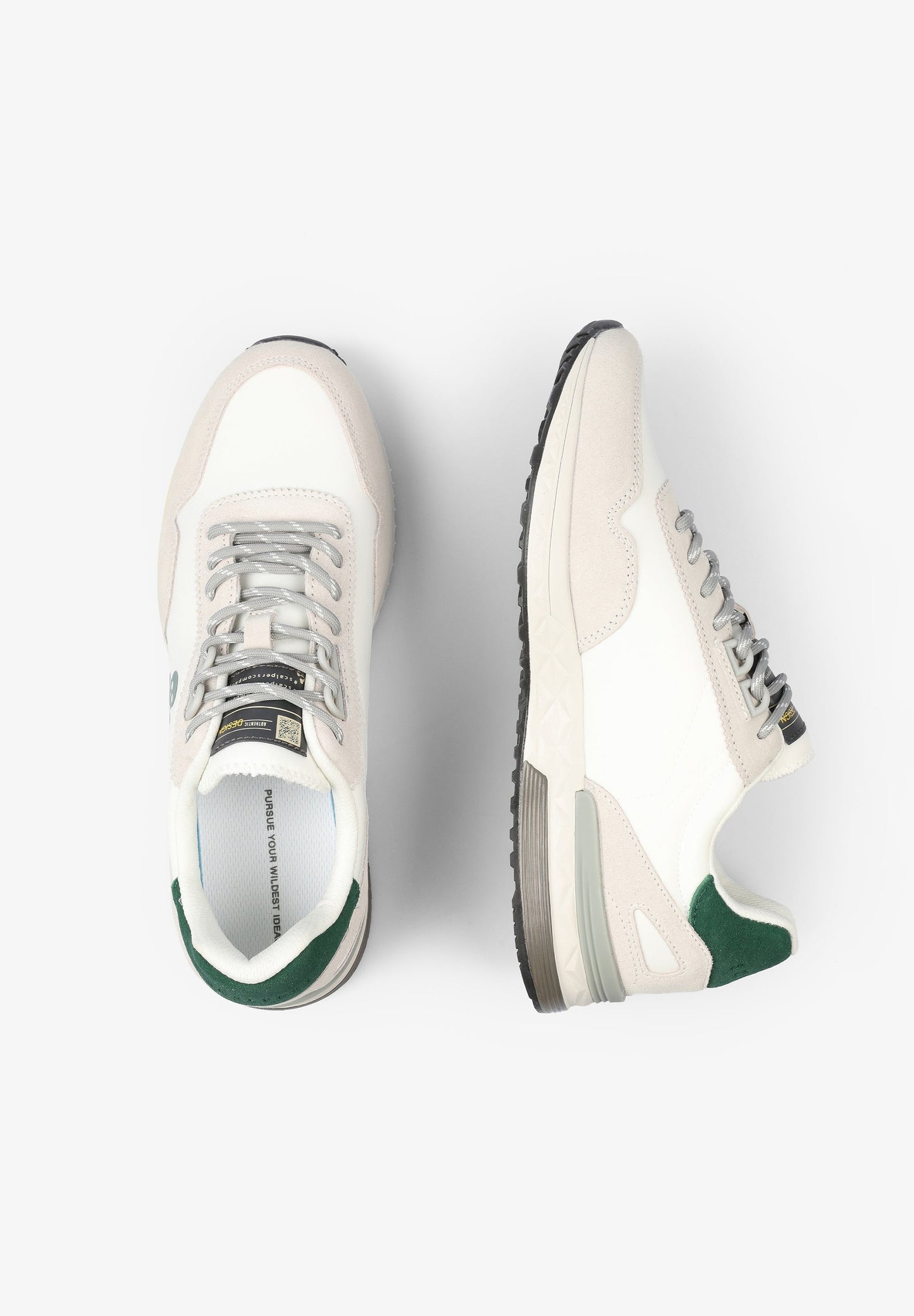 SNEAKERS WITH SIDE SKULL