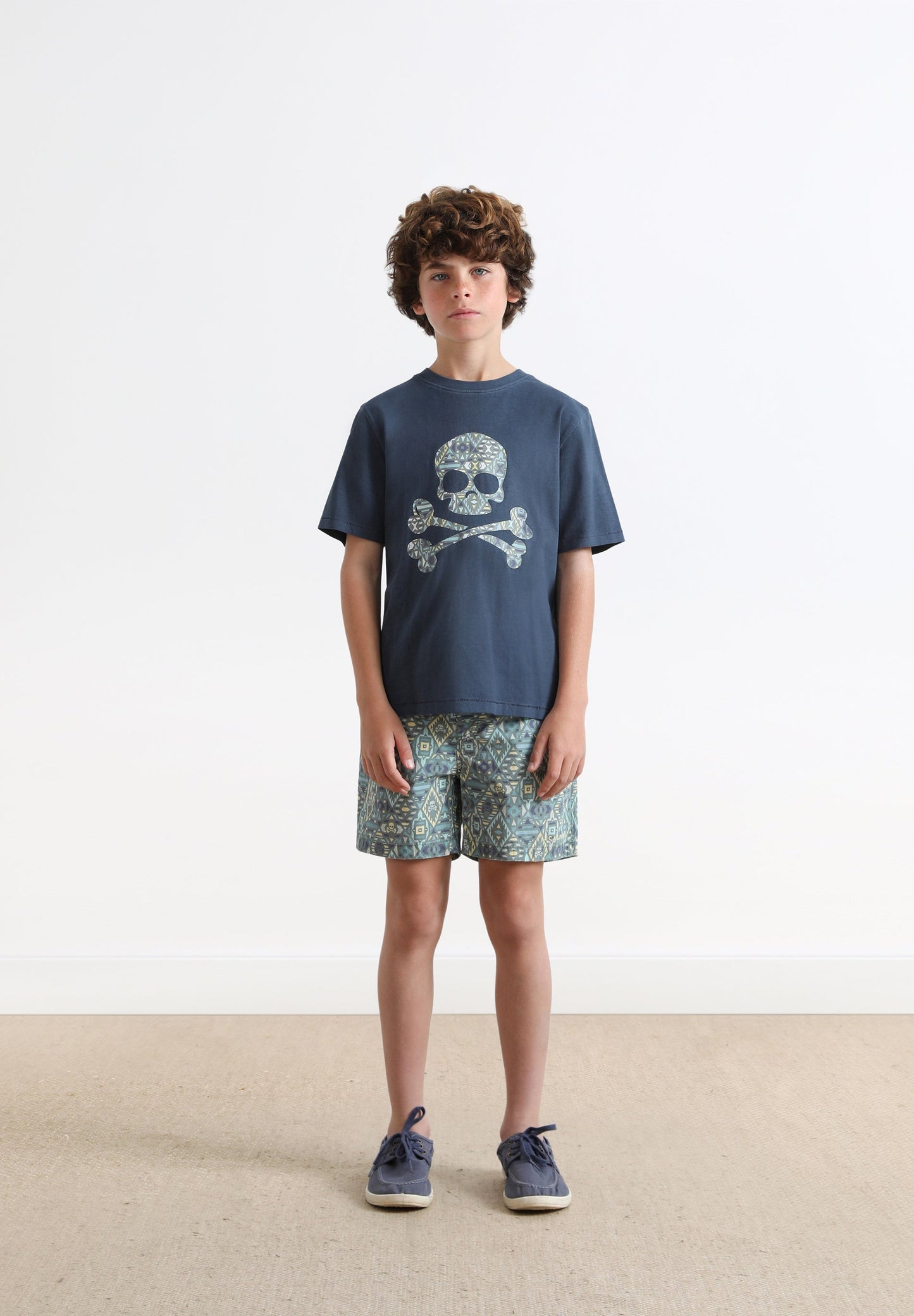 GEOMETRIC PRINT SWIMMING TRUNKS