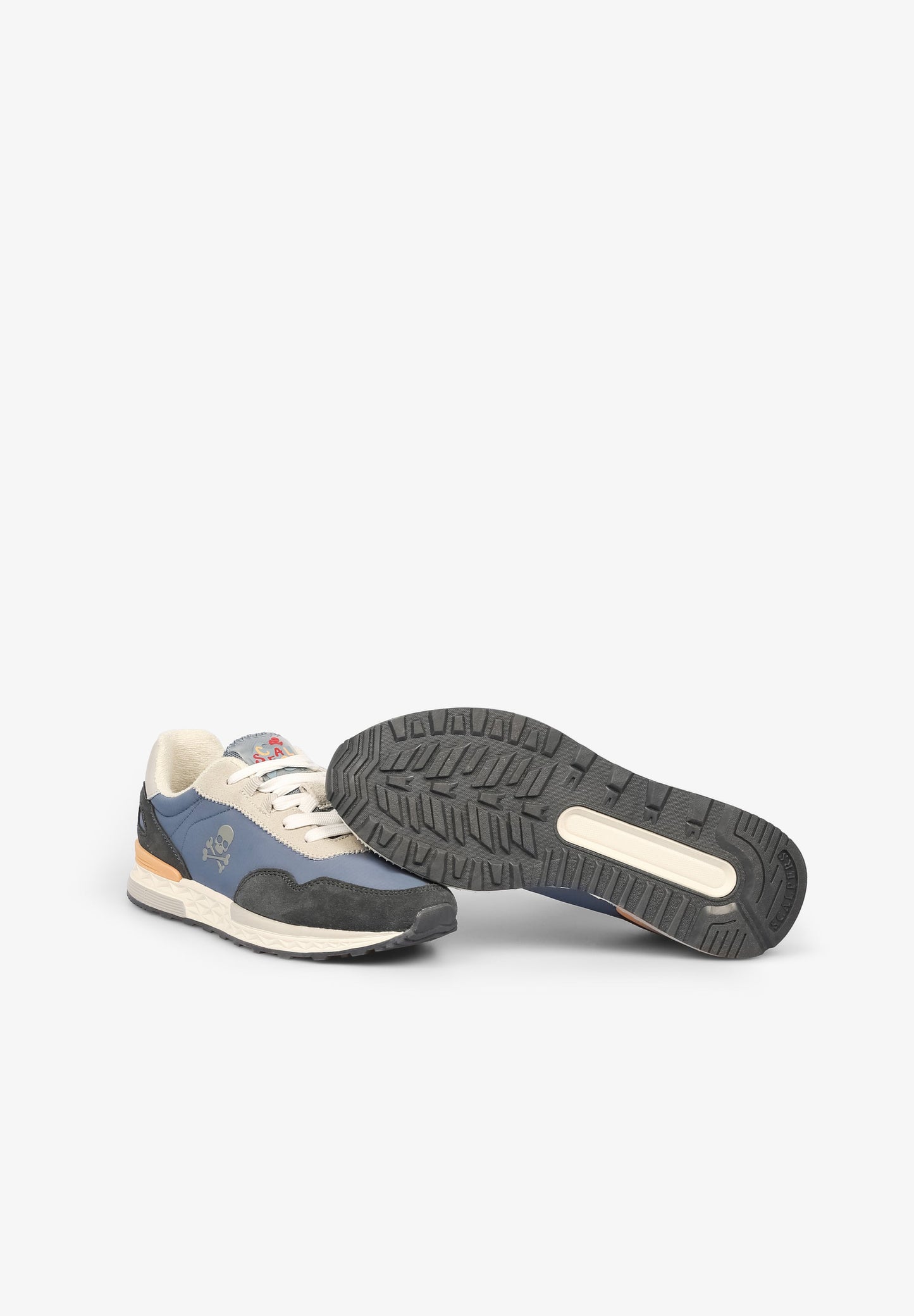 SNEAKERS WITH SIDE SKULL