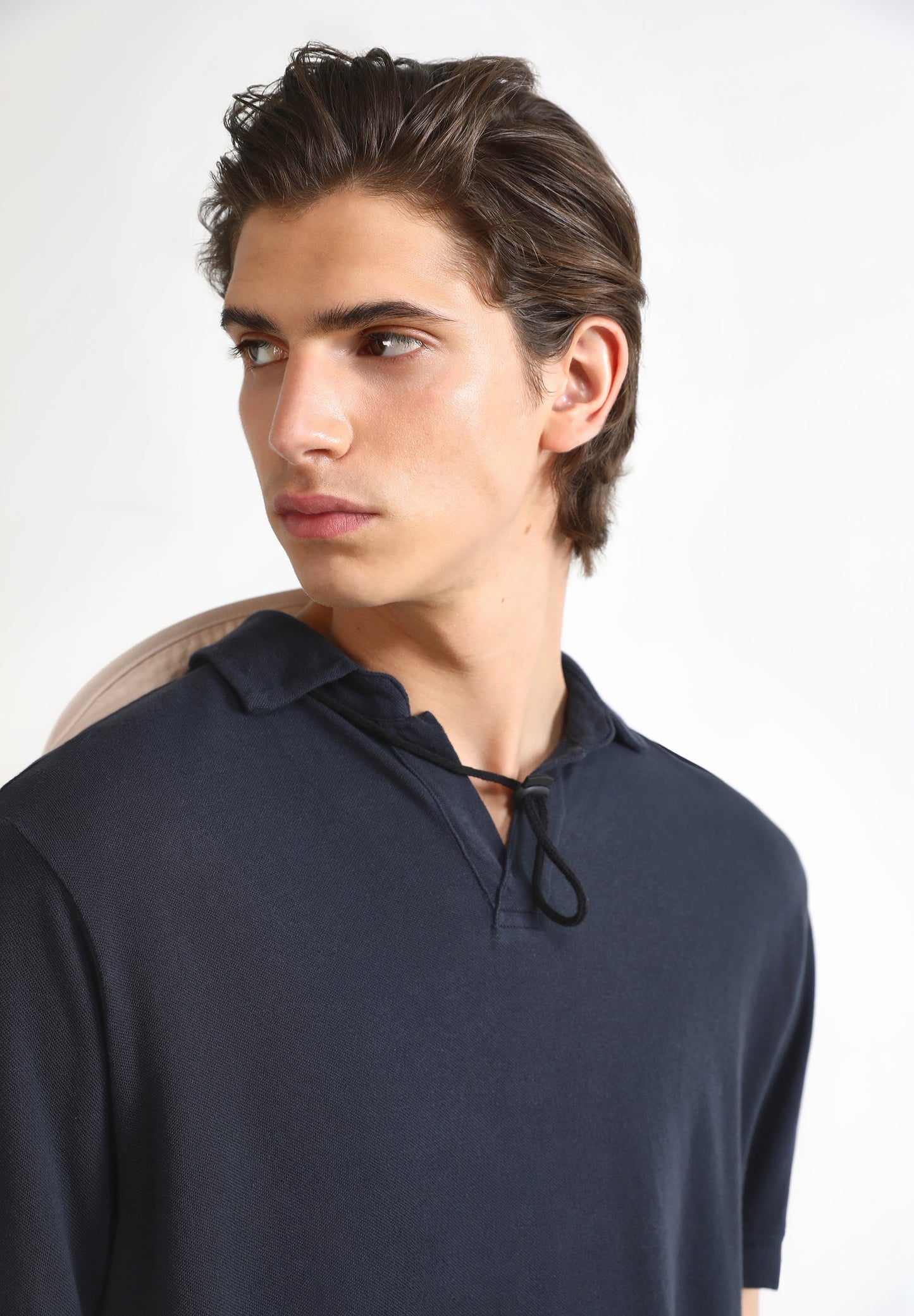 LIGHTWEIGHT PIQUÉ POLO SHIRT