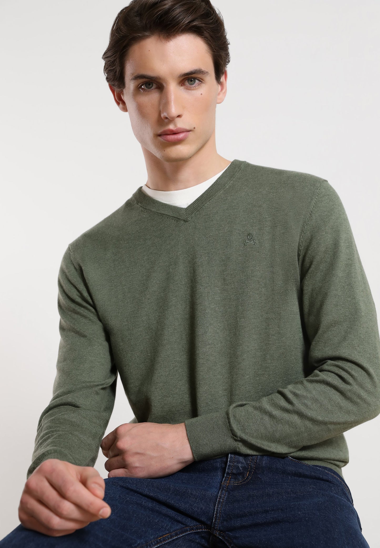 V-NECK SWEATER WITH SKULL