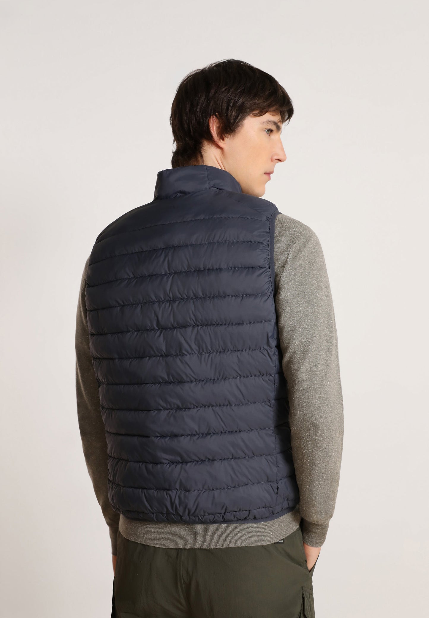 PUFFER VEST WITH SKULL