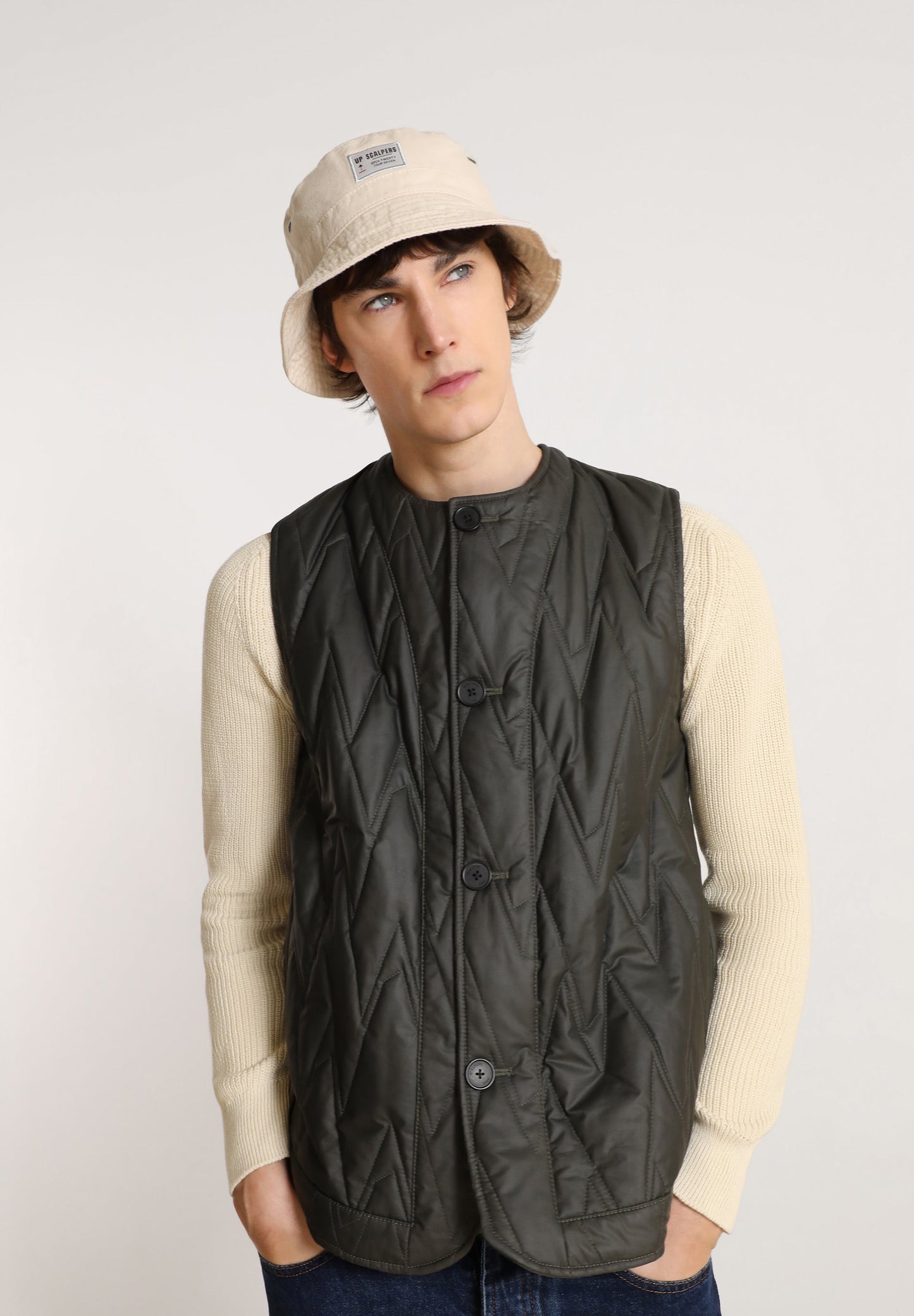 ZIG-ZAG QUILTED WAISTCOAT