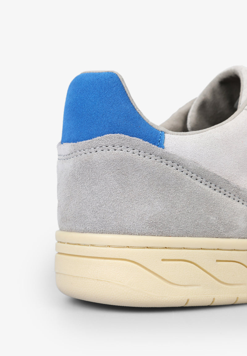 LEATHER SNEAKERS WITH CONTRAST DETAIL